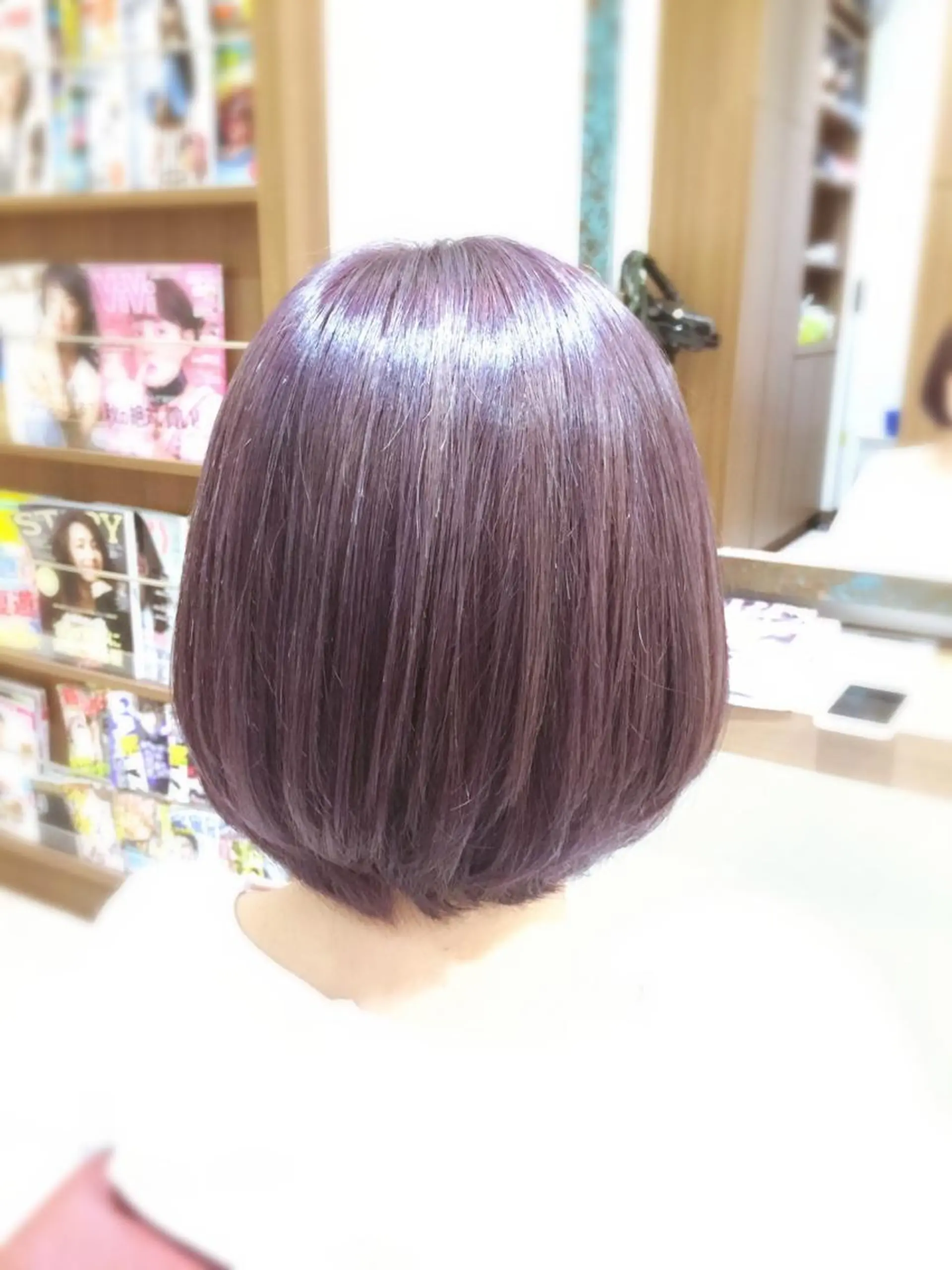 ショート カラー ブリーチ 🌈２０年目突入🎉 山口のヘアスタイル