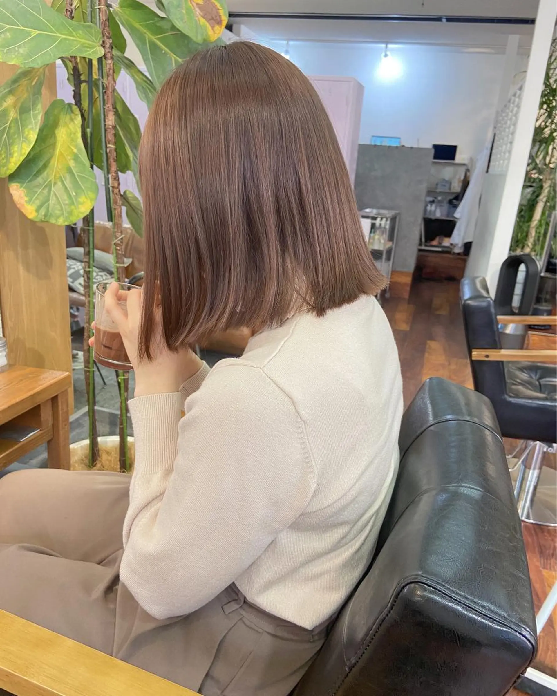 ミディアム カラー カット ヘアカラー トリートメント 岡本康平/ボブ/ブリ ーチ/似合わせカットのヘアスタイル