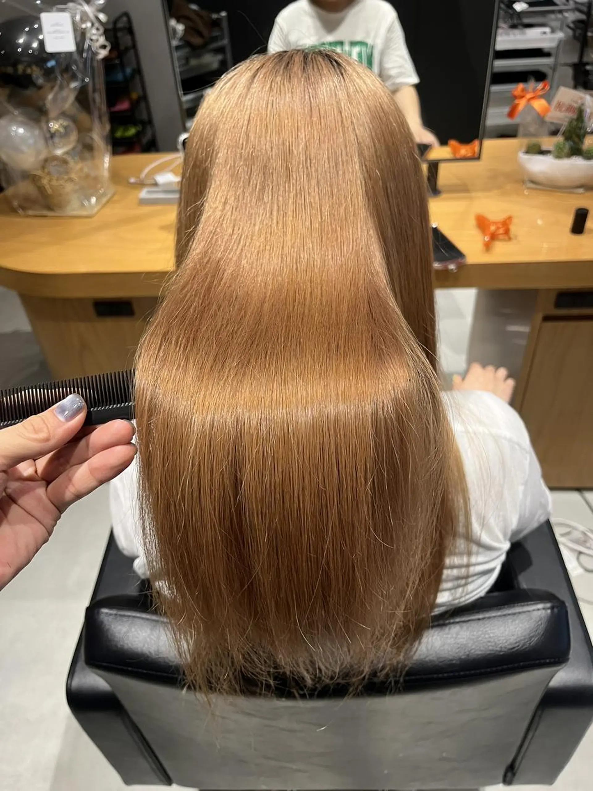 セミロング 艶髪／髪質改善 市川ひなたのヘアスタイル