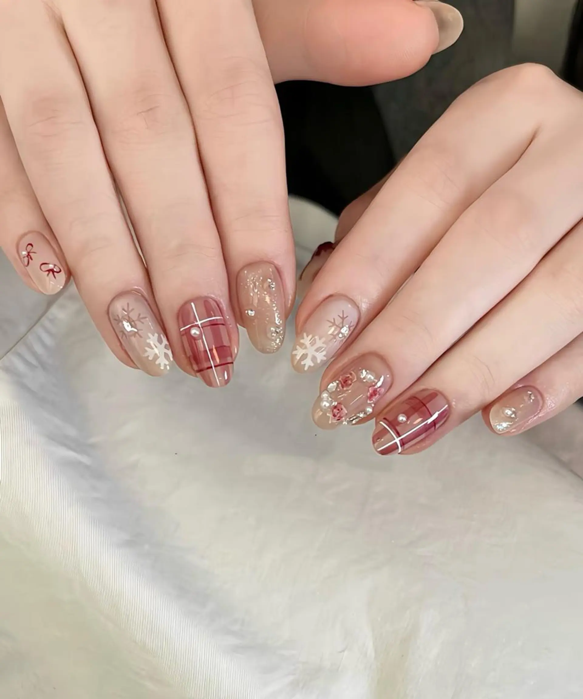 ネイル アートネイル 韓国ネイル マグネットネイル オフィスネイル スカルプネイル NailDemure 【銀座店】のネイルデザイン