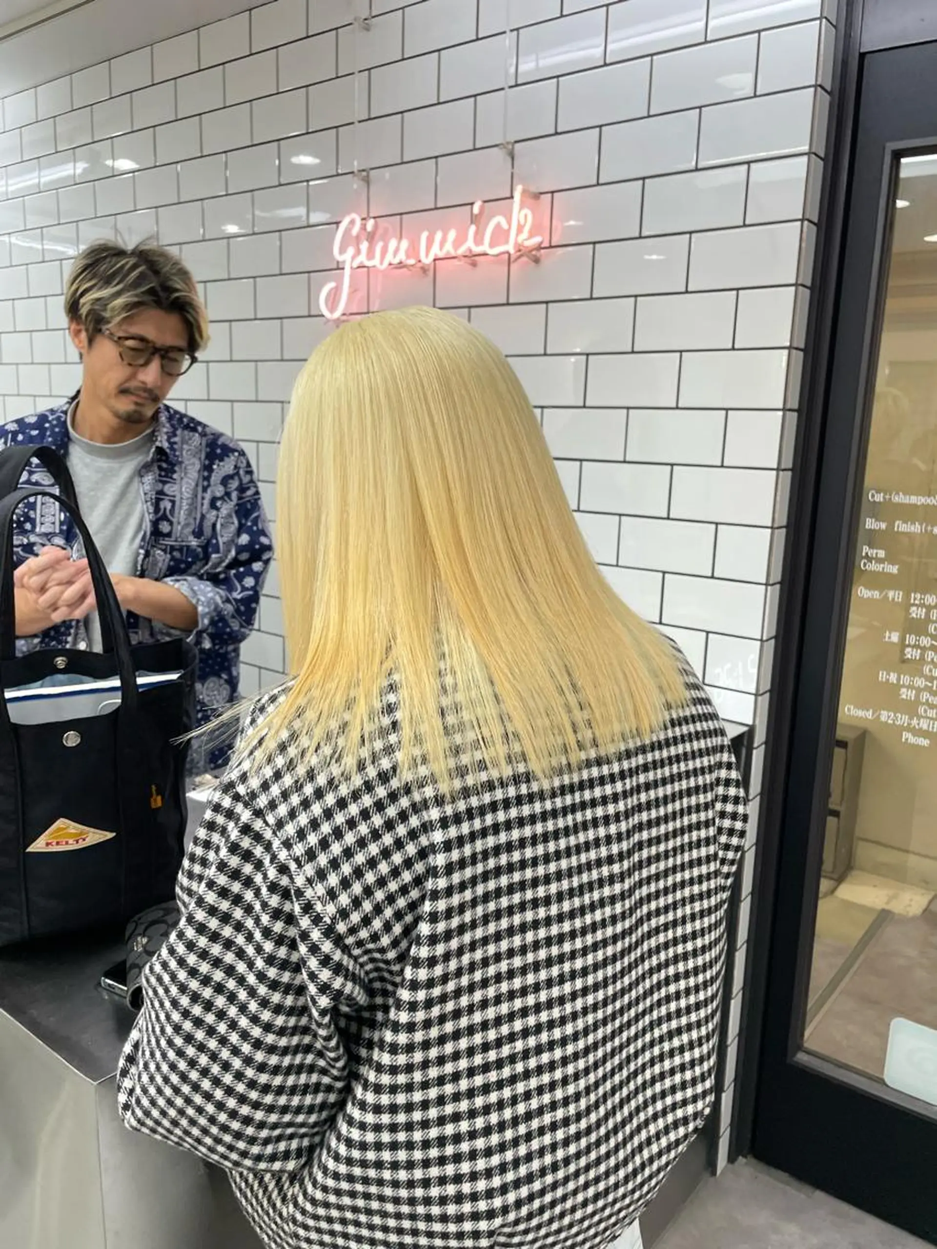 セミロング カラー ブリーチ ブロンド asumi/栄/ハイ トーン/ブリーチ/のヘアスタイル