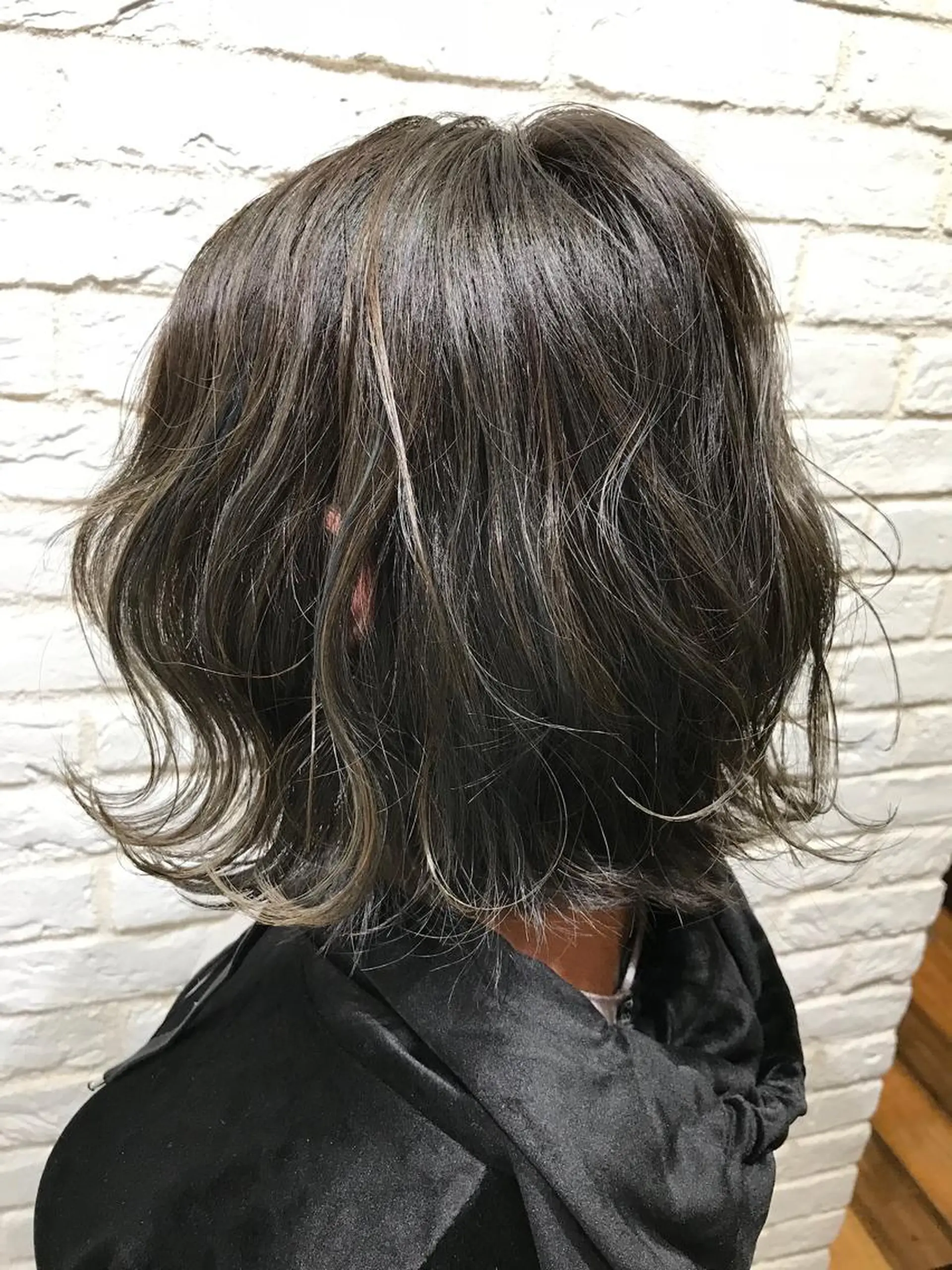 ショート カラー ハイライトカラー ハイライト UMEDA FIGAROのヘアスタイル