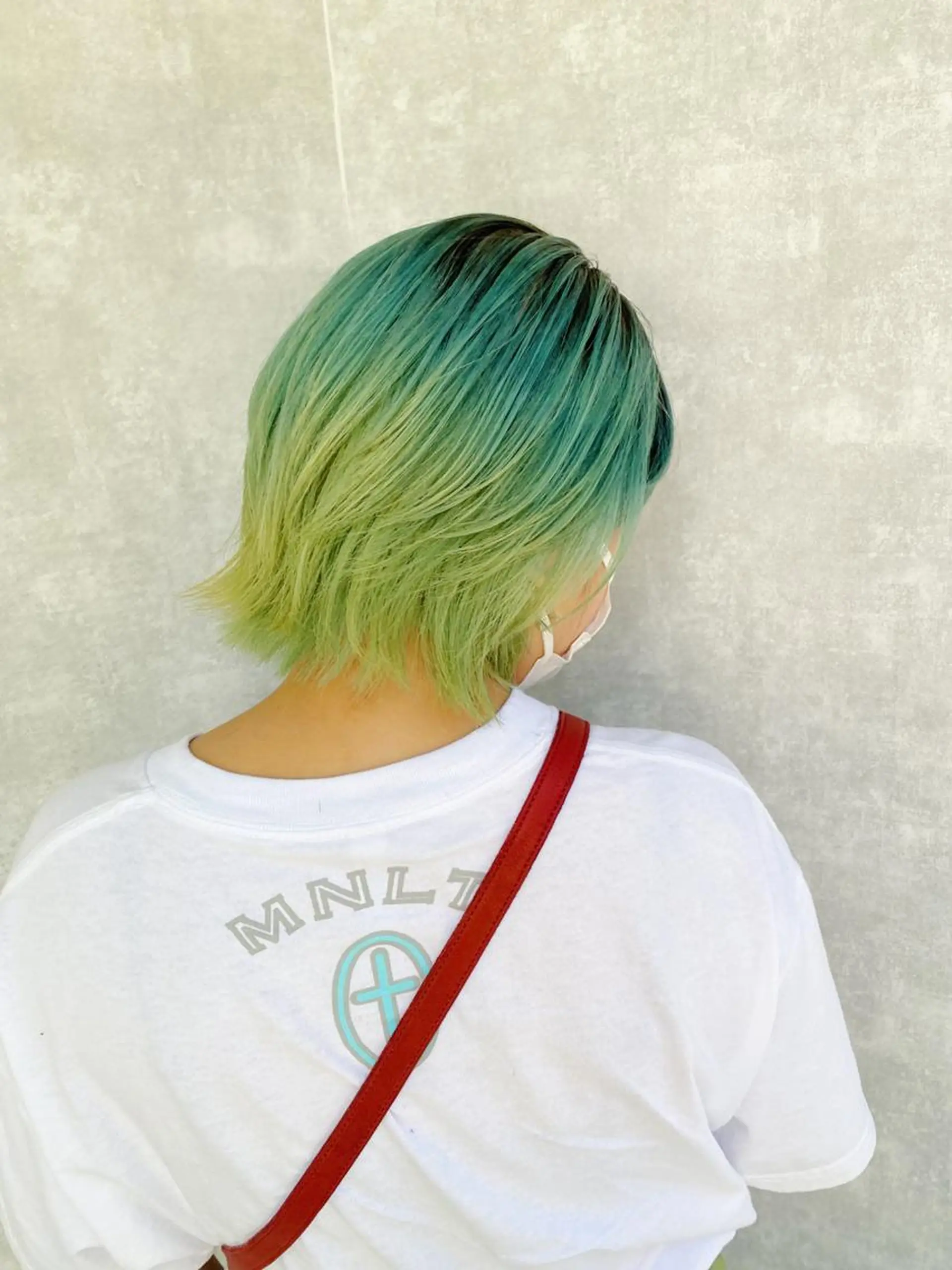 カラー ミディアム カット ヘアカラー トリートメント 入江 允のヘアスタイル