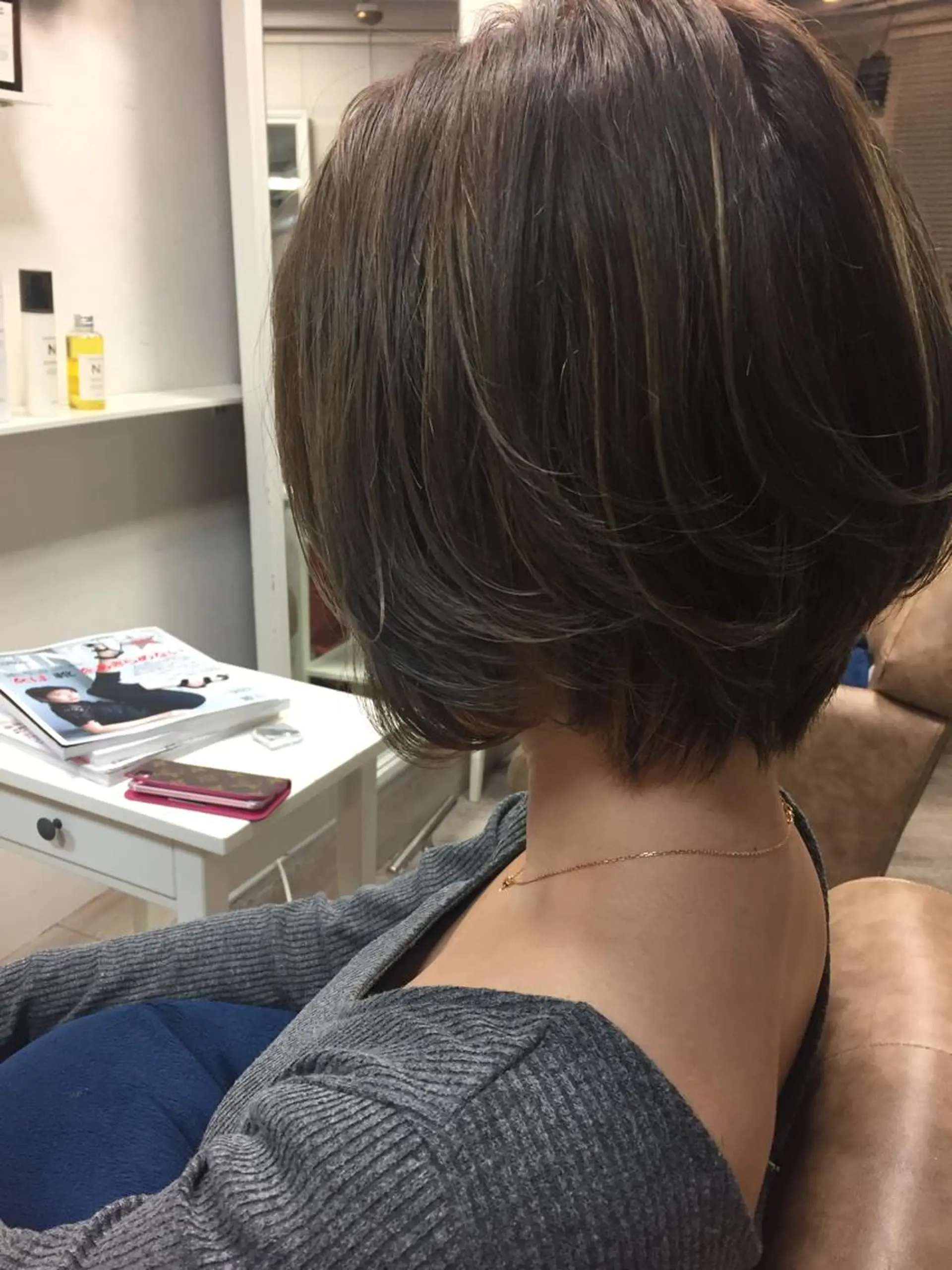 ショート カラー グレージュ ハイライトカラー ハイライト ショートヘア 髪質改善/艶髪 やまなかのヘアスタイル