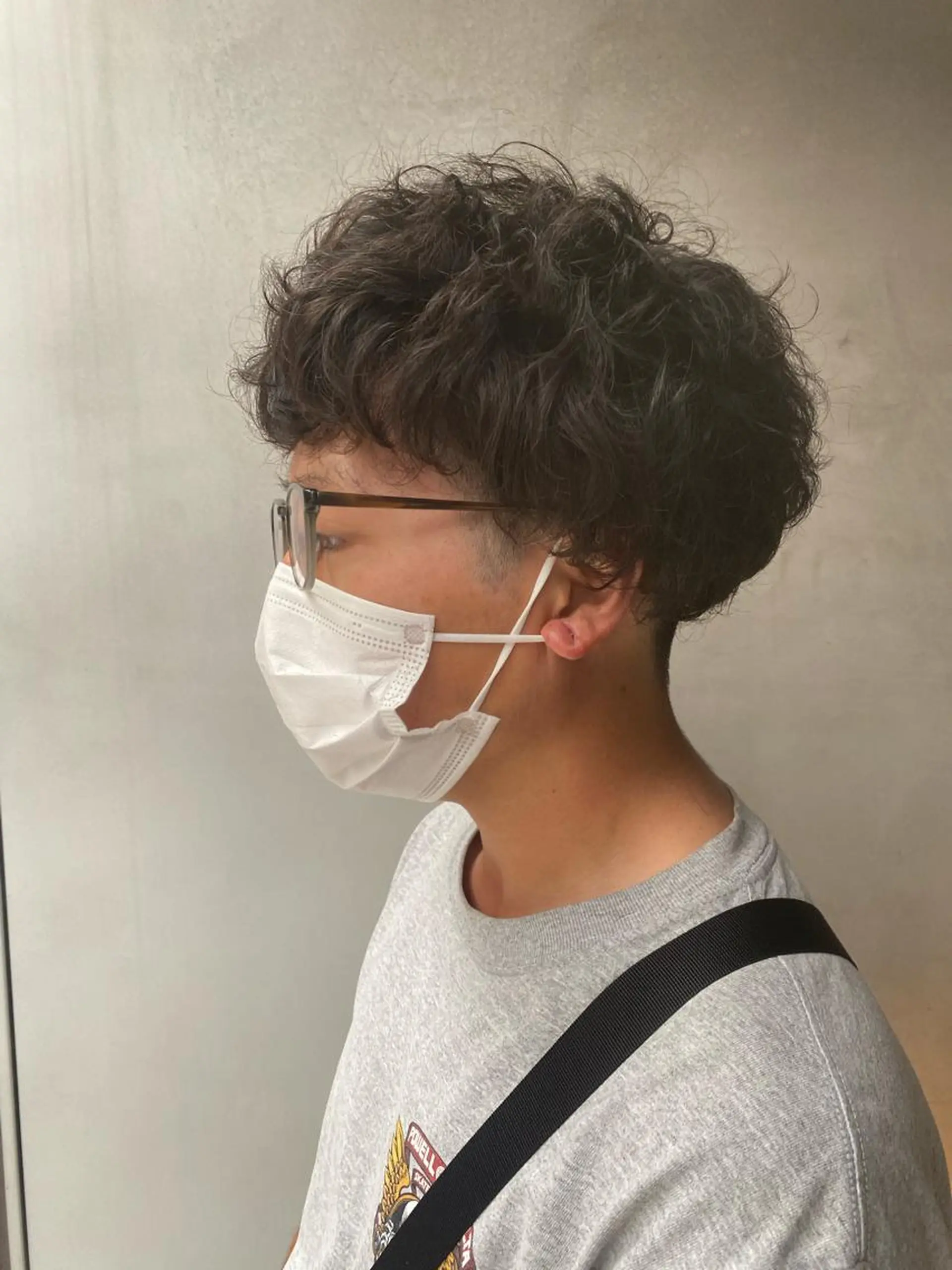 パーマ shiori ﾍﾞｰｼﾞｭｶﾗｰのヘアスタイル