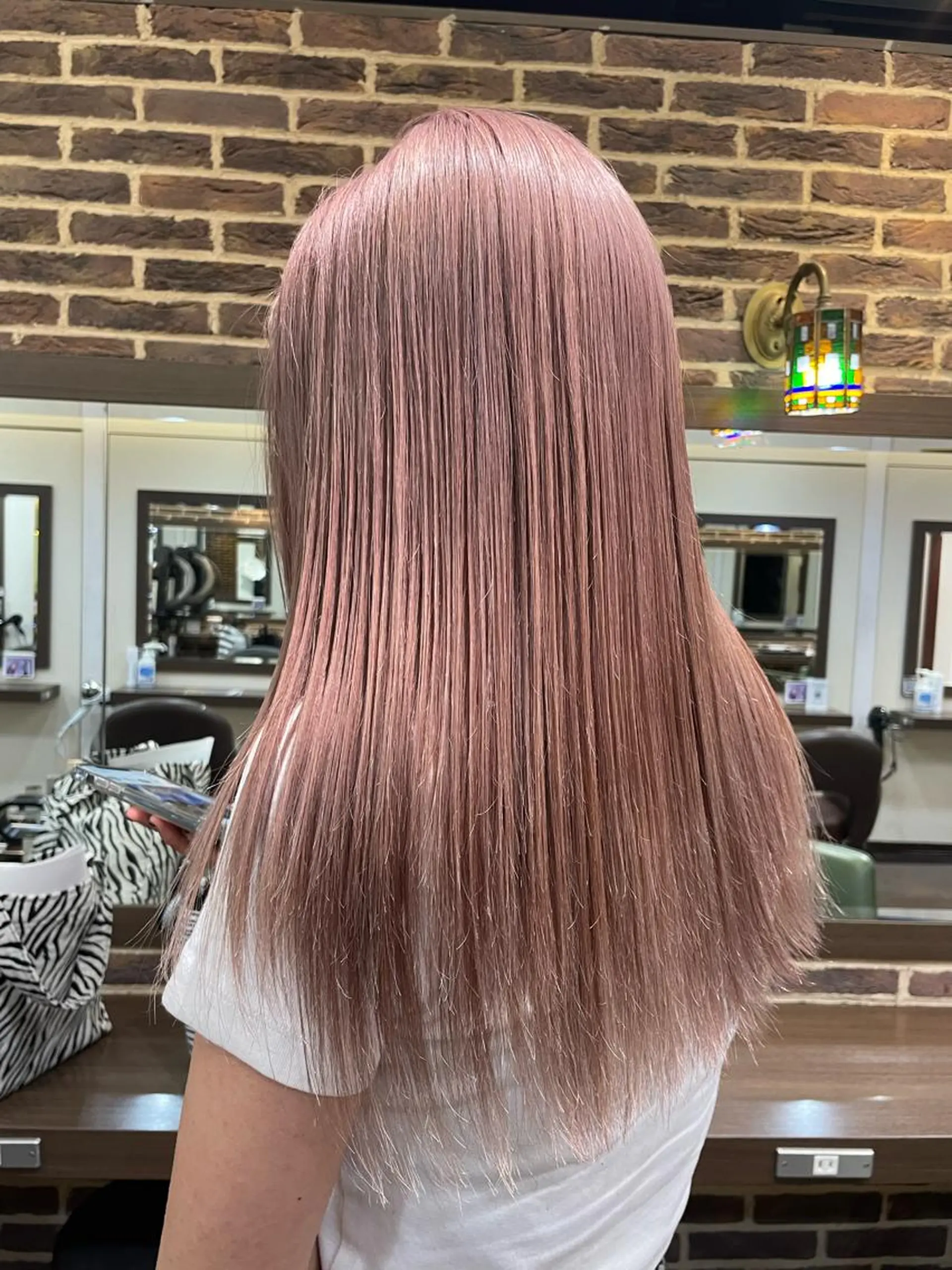 ロング カラー 個性派ネイル 🌼 ハルカ ♡の眉毛・アイブロウイメージ