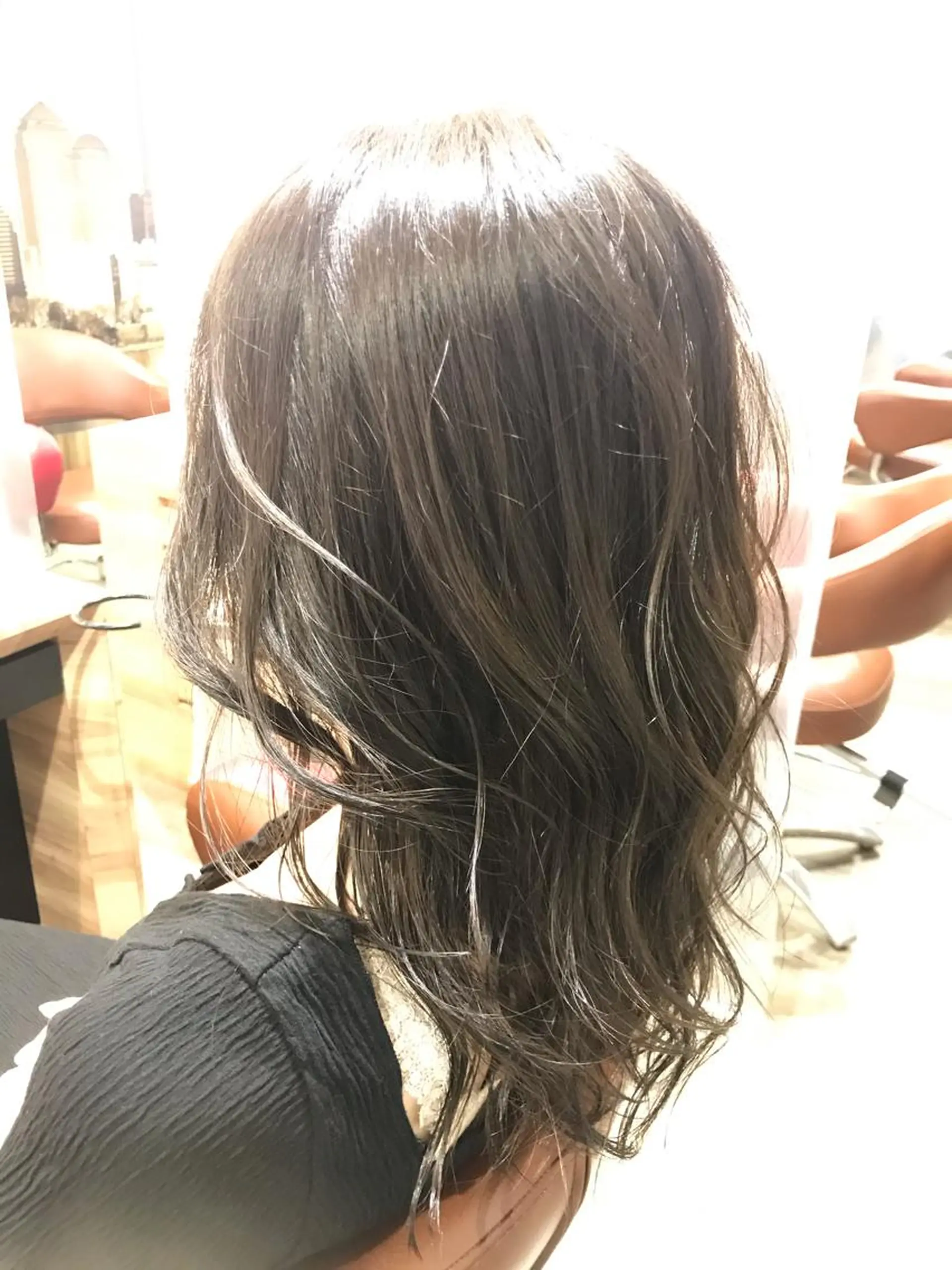 セミロング カラー グレージュ カーキグレージュ 限定クーポン 💕大量更新ブリーチのヘアスタイル