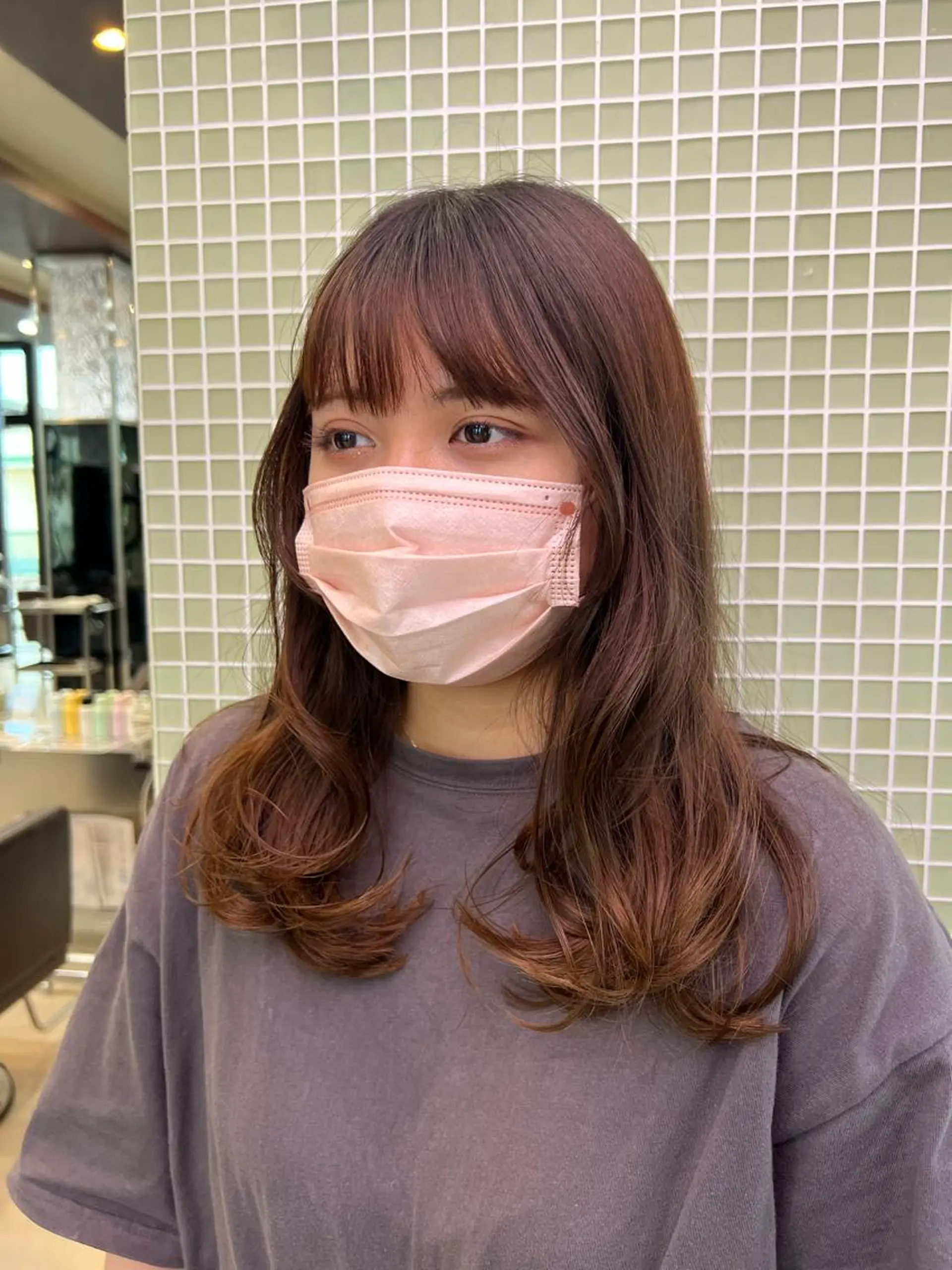 セミロング 南 妃那のヘアスタイル