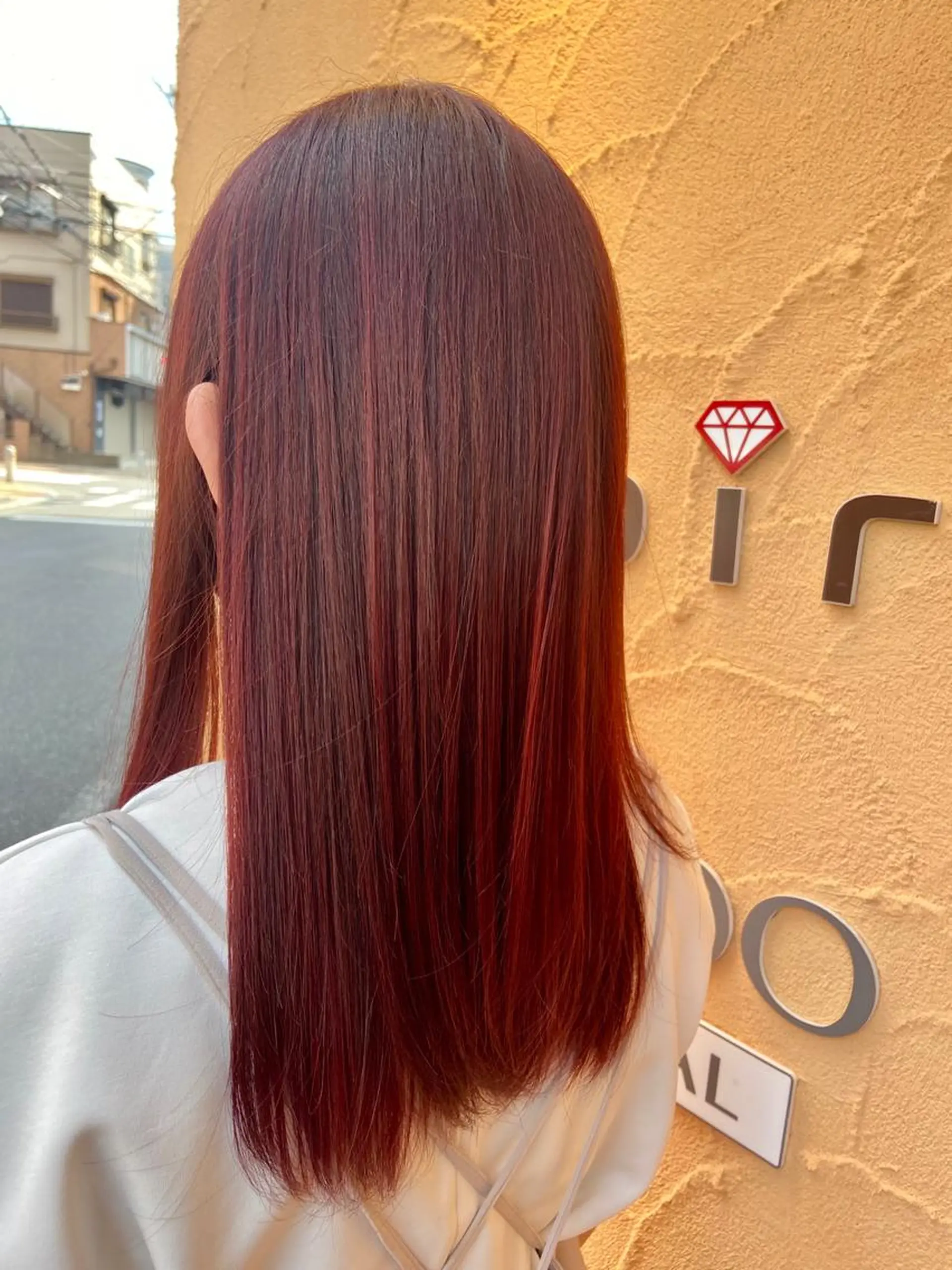 ミディアム カット ヘアカラー トリートメント レイヤーカット🖤 SAYAのヘアスタイル