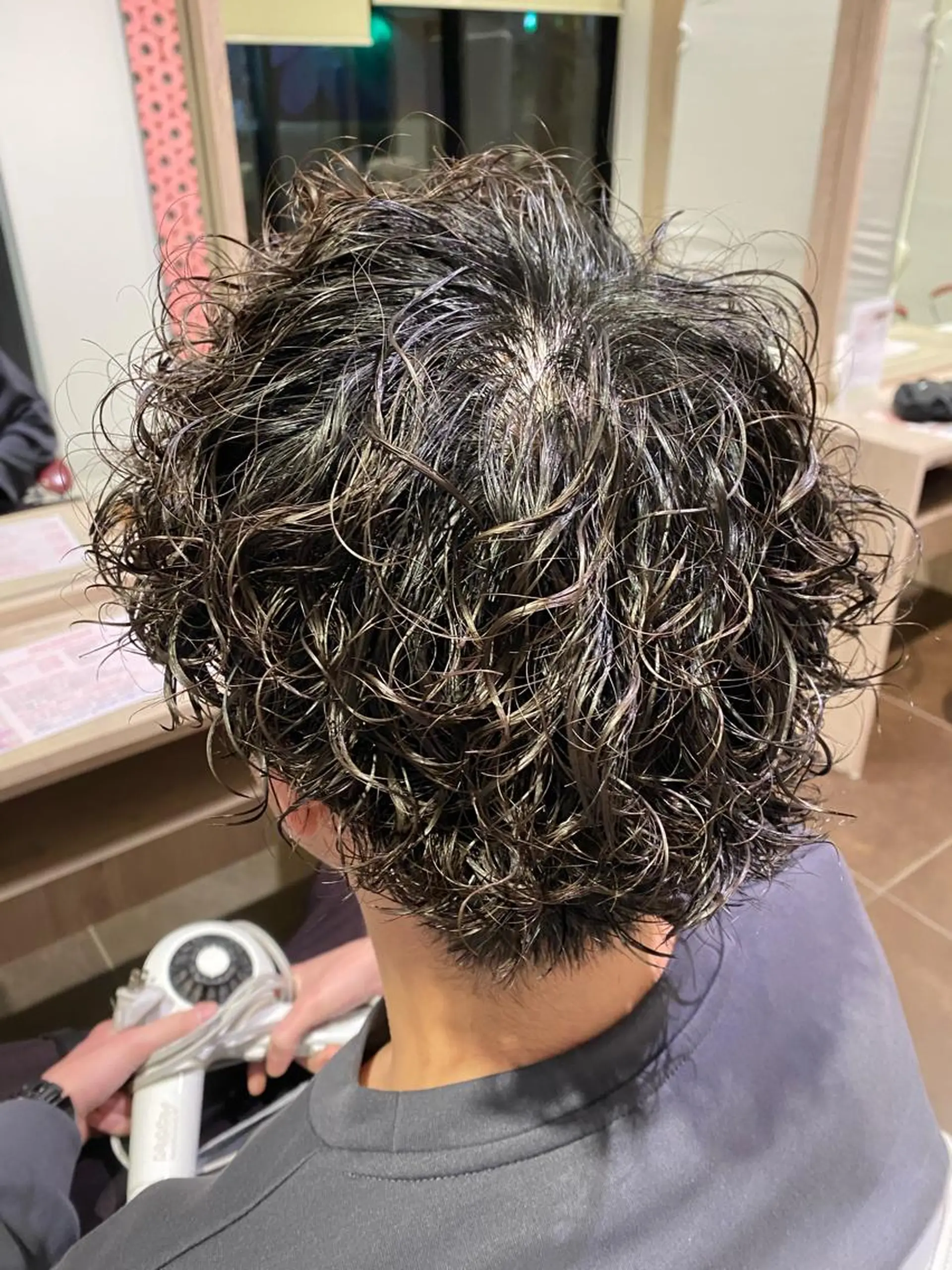 パーマ メンズ カット パーマ トリートメント 増井 佑馬のヘアスタイル