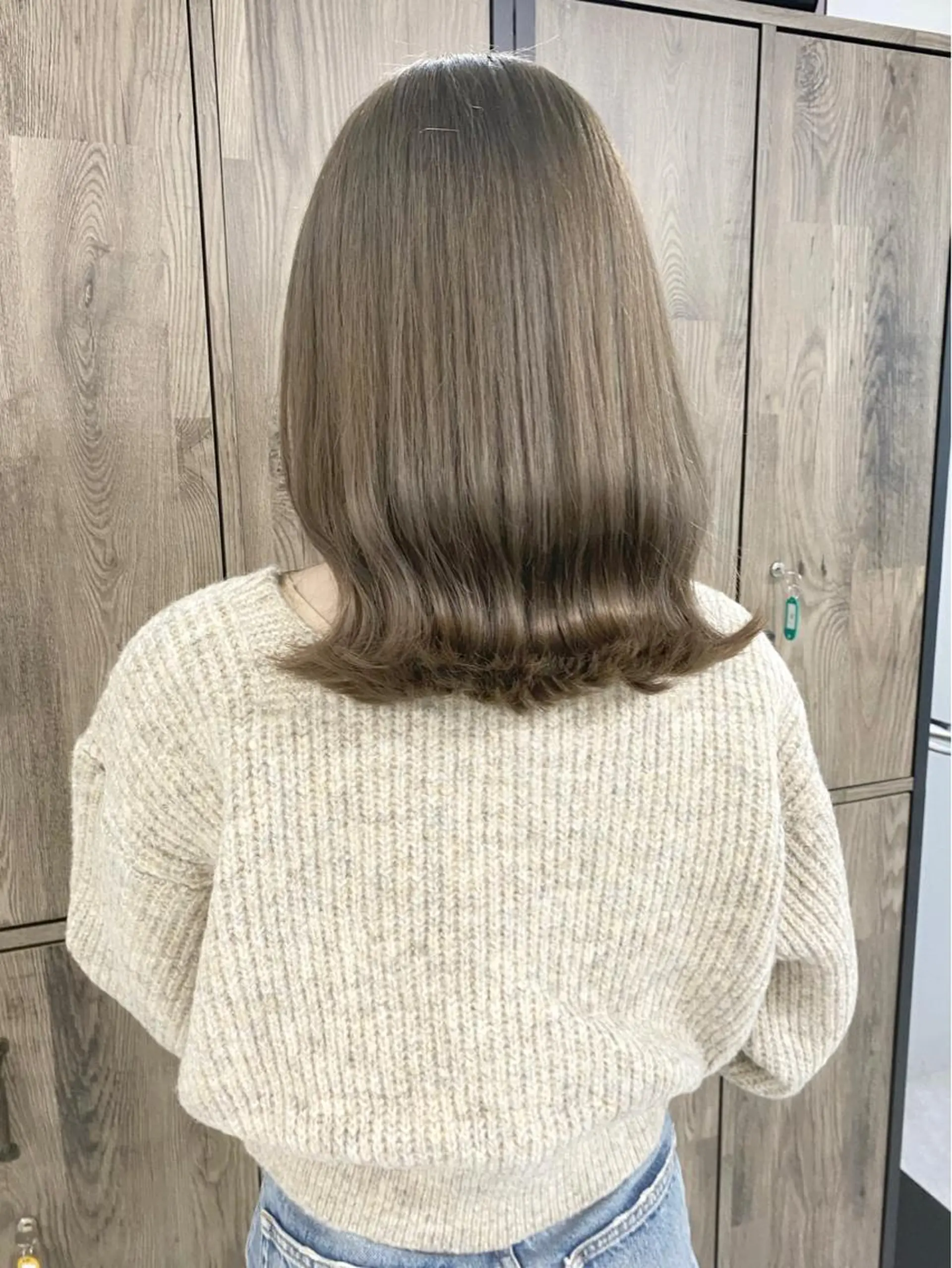 ミディアム カラー ヘアアレンジ ブリーチ ケアブリーチ ダブルカラー ハイライトカラー イルミナカラー 🌷FUKA🌷 まろやかハイトーンのヘアスタイル