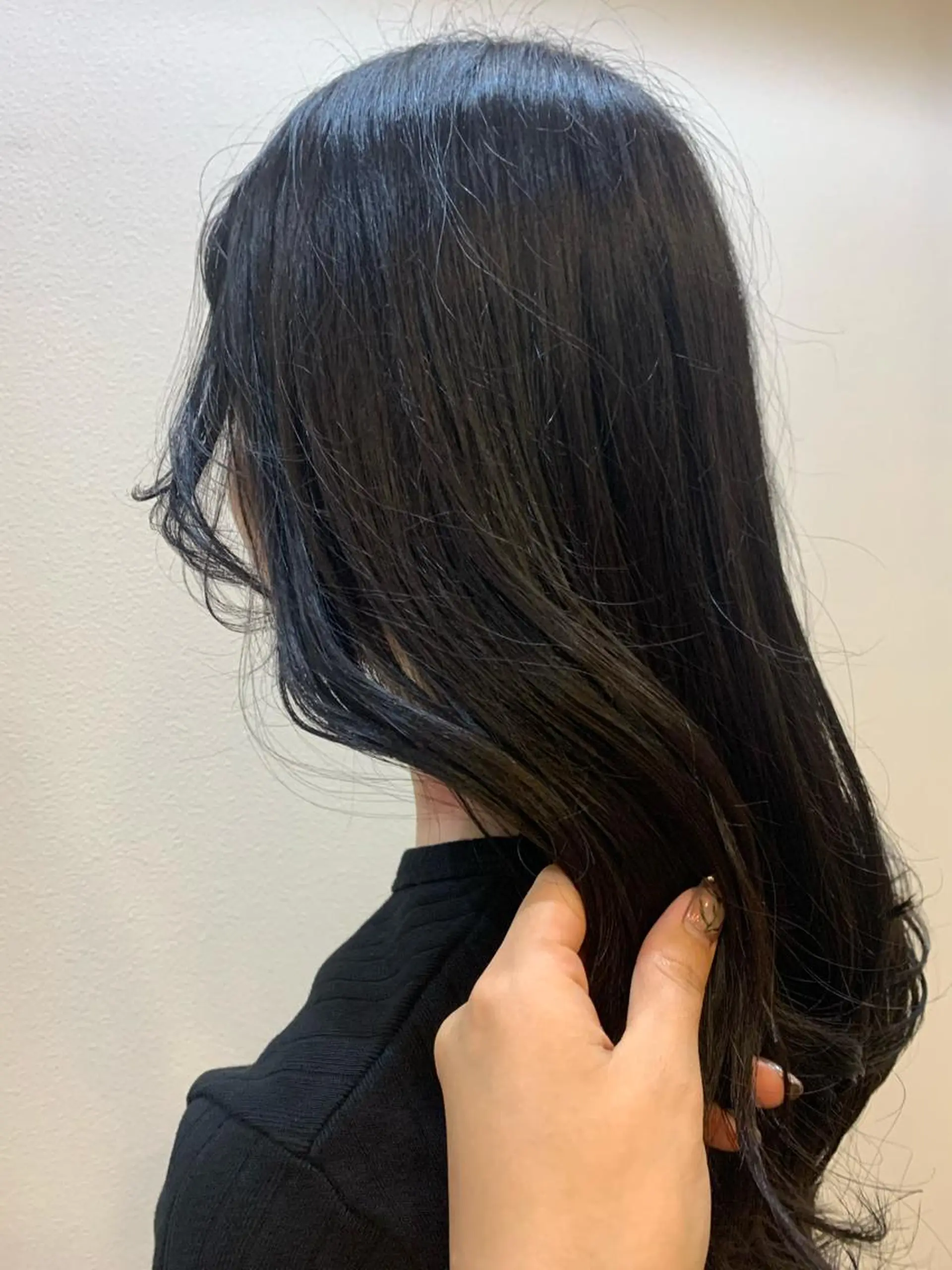 ロング カラー 黒髪 グレーブラック エギョモリ 韓国風ヘア 韓国🇰🇷髪質改善 Chisaki치사키のヘアスタイル