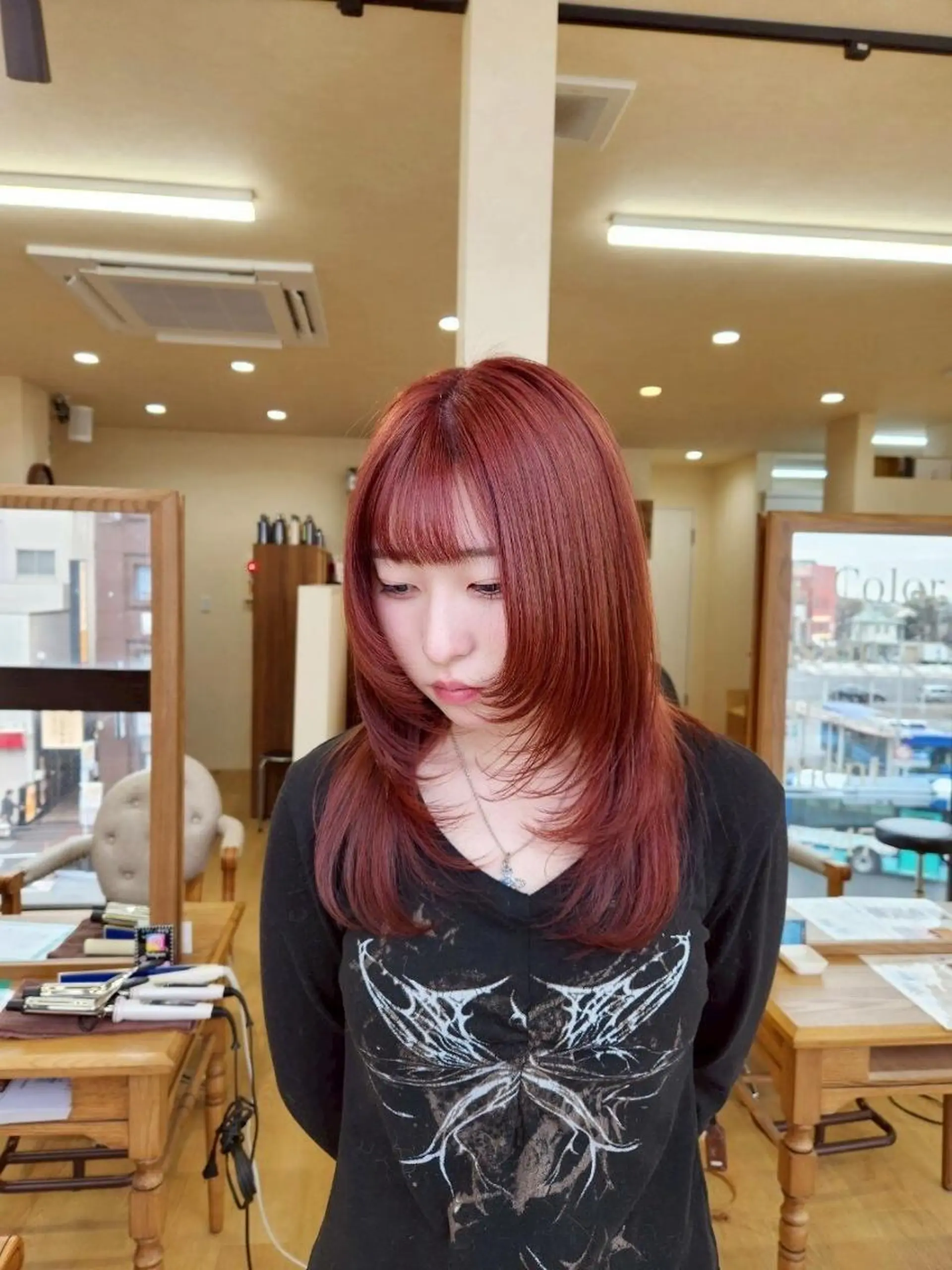 ロング レイヤーカット Mirashy 成田のヘアスタイル