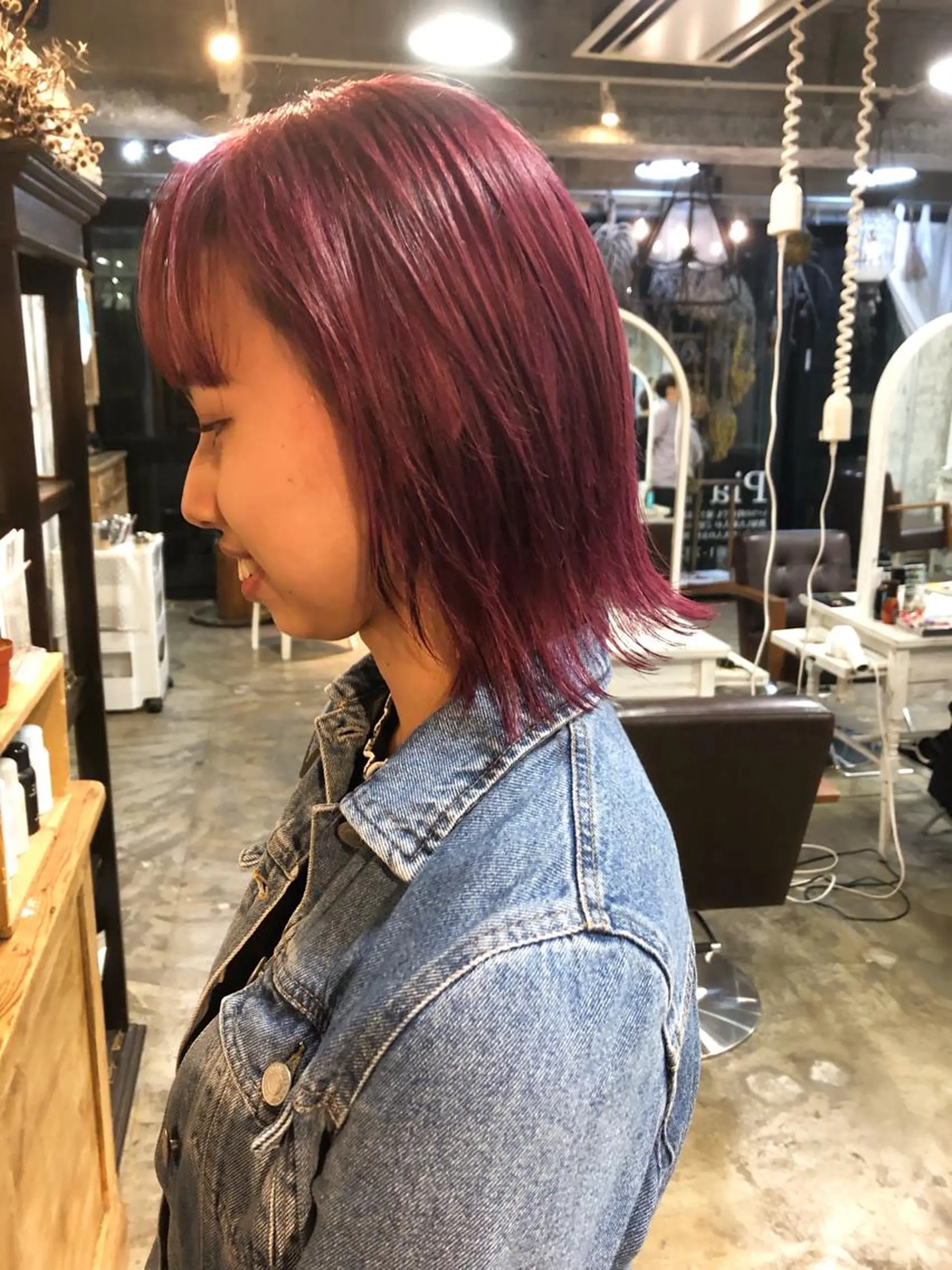 ミディアム カラー ブリーチ ボルドーカラー ケアブリーチ ピンクカラー Pia ツボイ ケイタのヘアスタイル