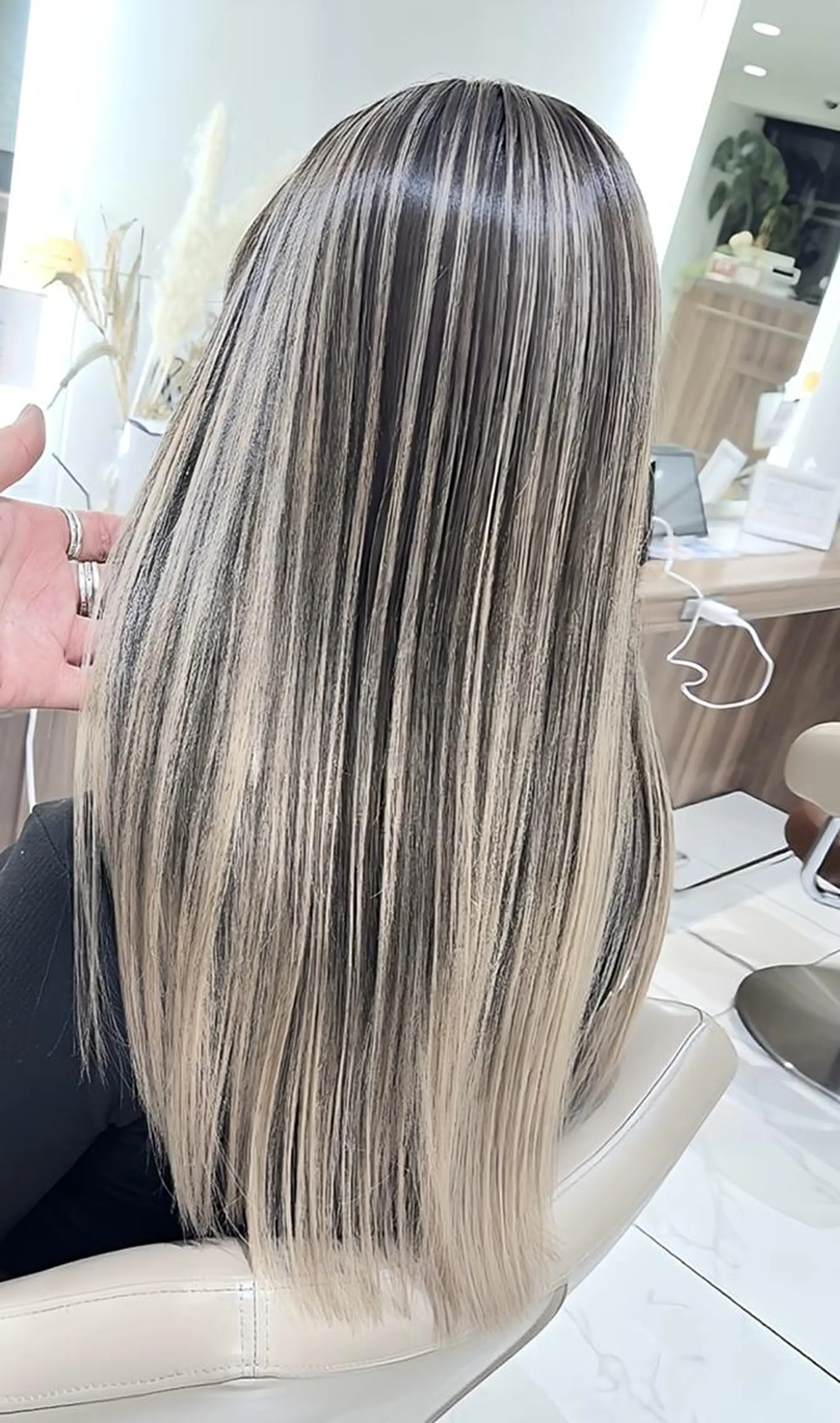 ロング カラー バレイヤージュ 髪質改善 レイヤーカット ヘアカラー トリートメント 大宮/バレイヤージュ 髪質改善/澤田隆誠のヘアスタイル