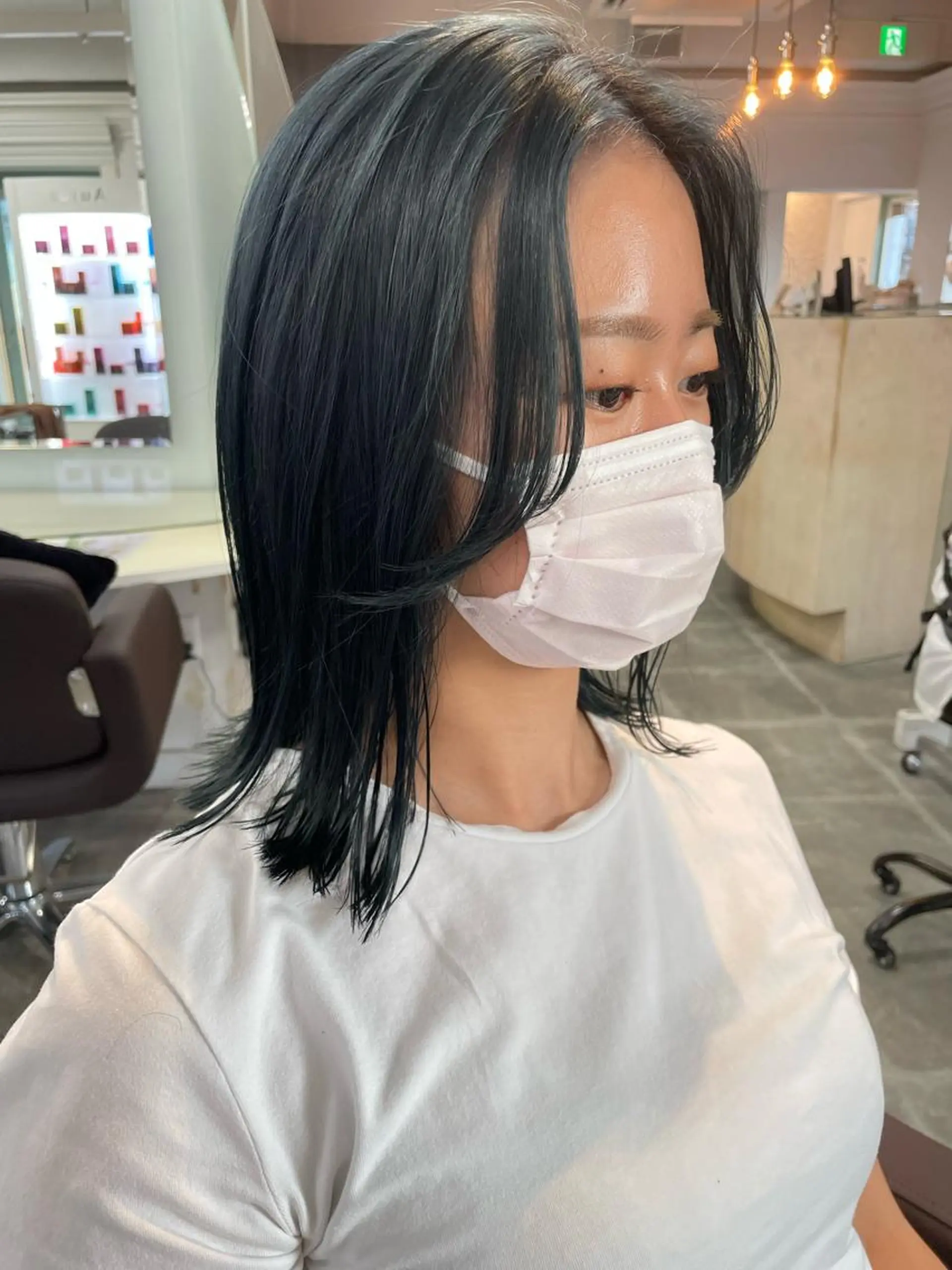 ミディアム カラー カット ヘアカラー トリートメント 平 ちひろのヘアスタイル