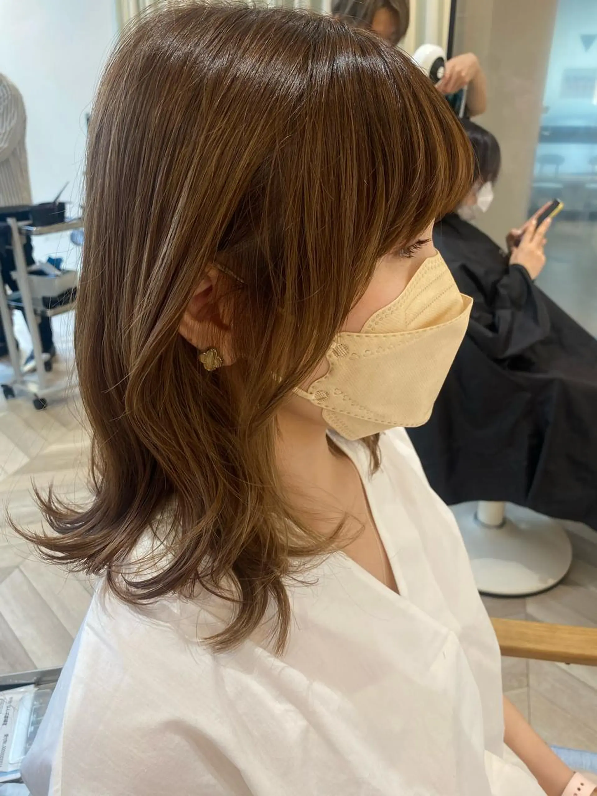 セミロング カラー ベージュカラー カット ヘアカラー トリートメント 小顔レイヤー/ ベージュ🤍Rieのヘアスタイル