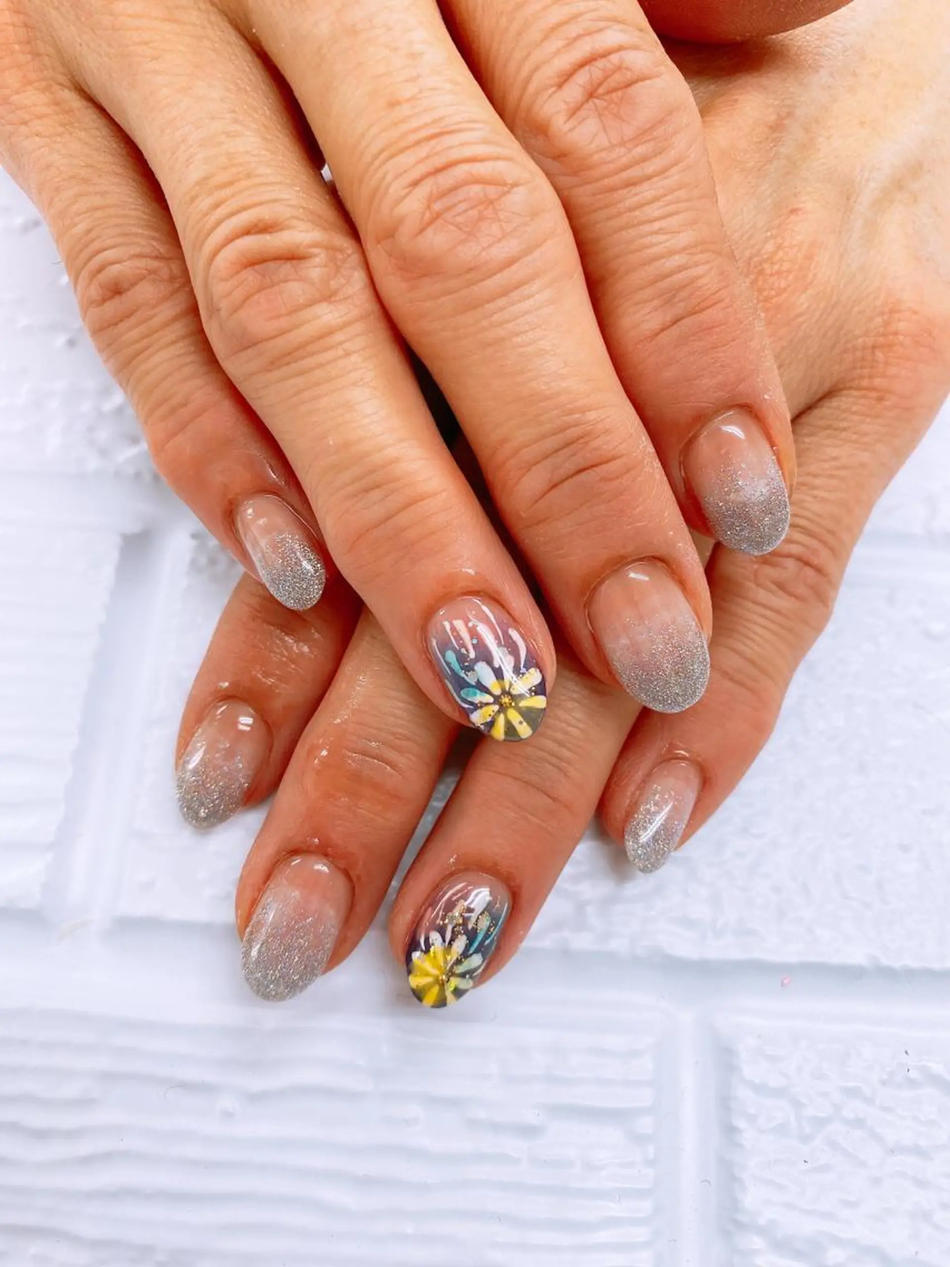 ネイル アートネイル おそろいネイル N._._. clawのネイルデザイン