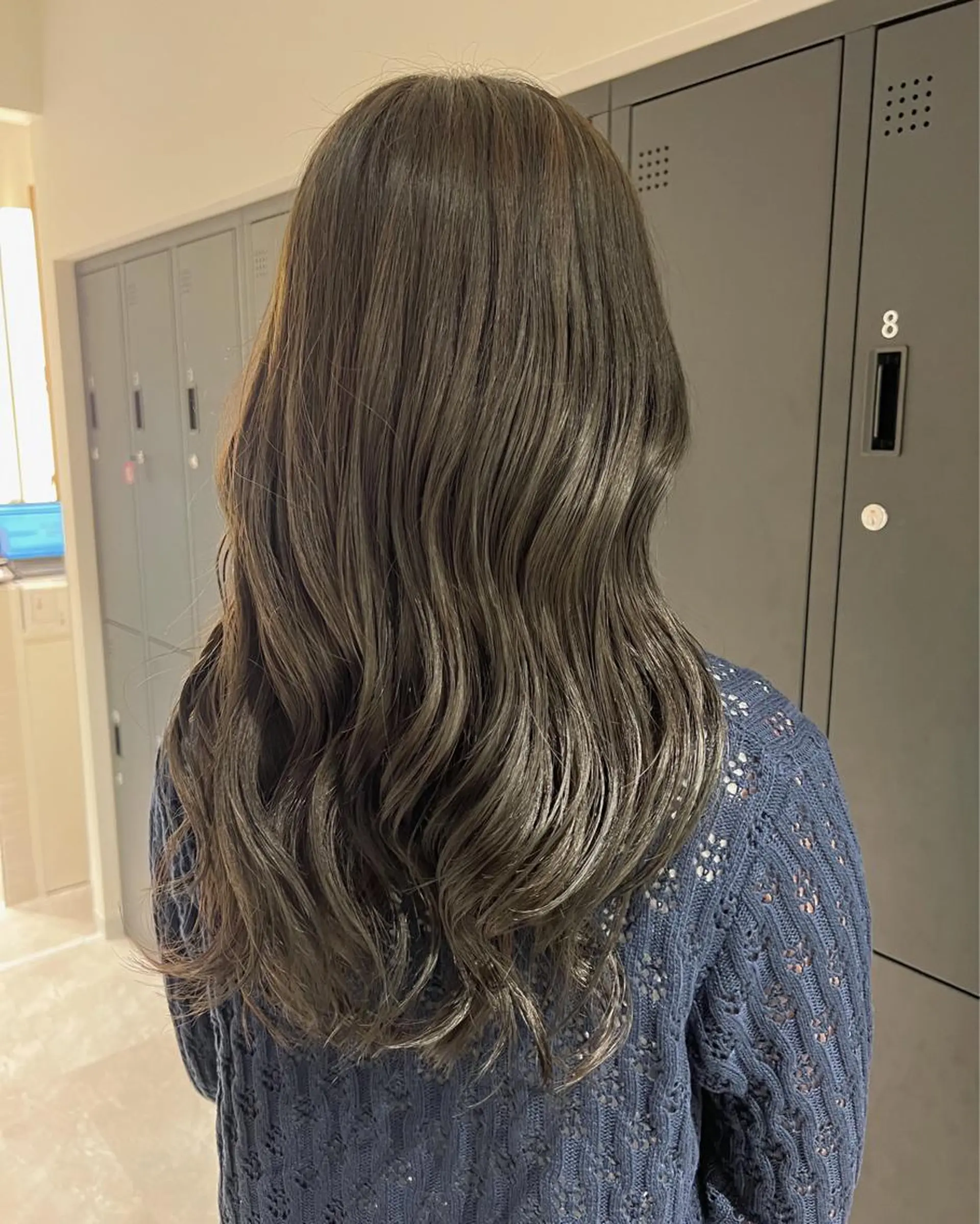 ロング カラー グレージュ オリーブグレージュ オリーブグレー 暗髪カラー🫐パーマ おくだりんかのヘアスタイル