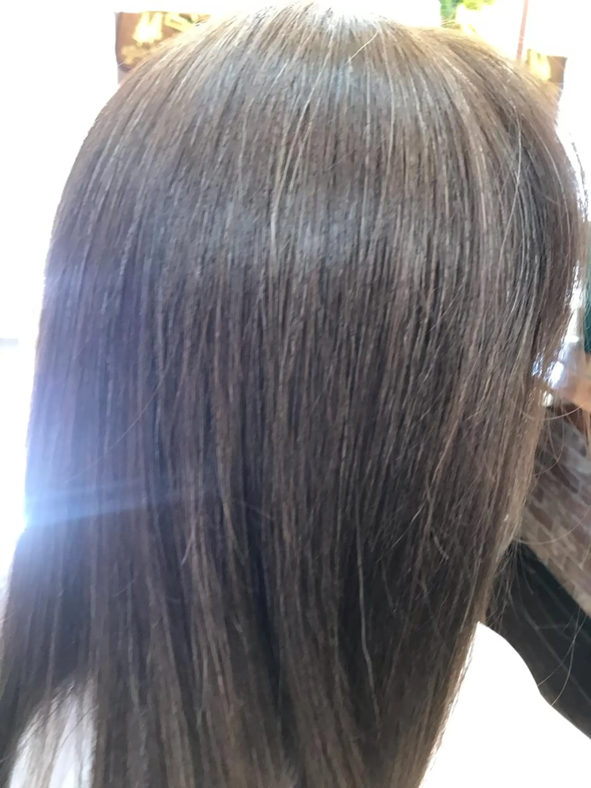 セミロング パーマ 桧山 真のヘアスタイル