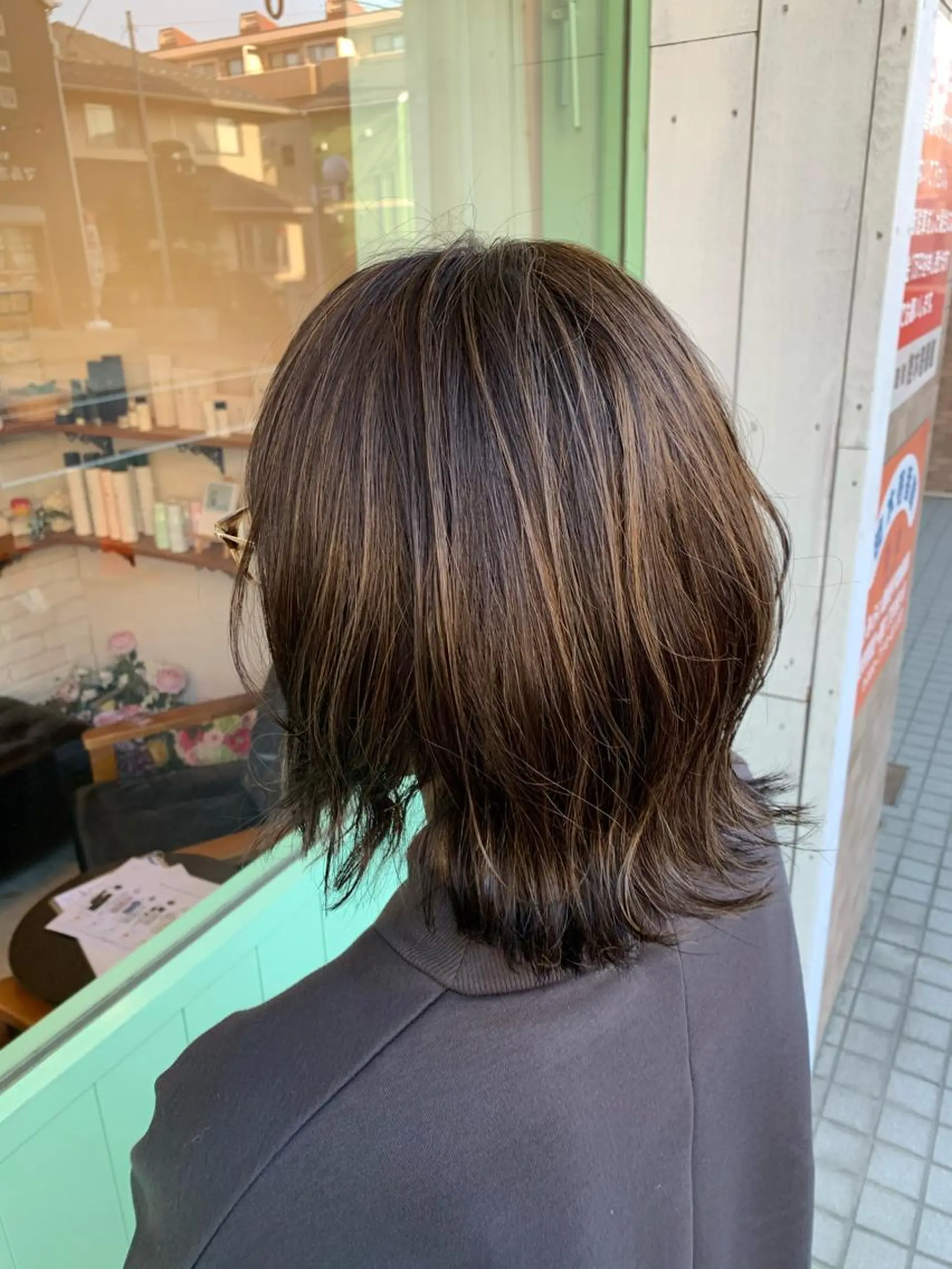 ミディアム カラー ハイライトカラー ハイライト schon 仙台のヘアスタイル