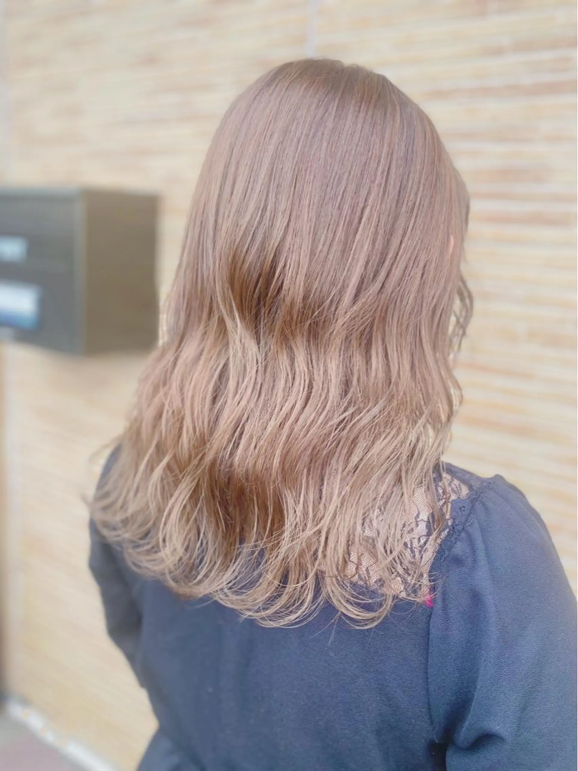ミディアム メンズスタイル バレイヤージュ　齋藤のヘアスタイル