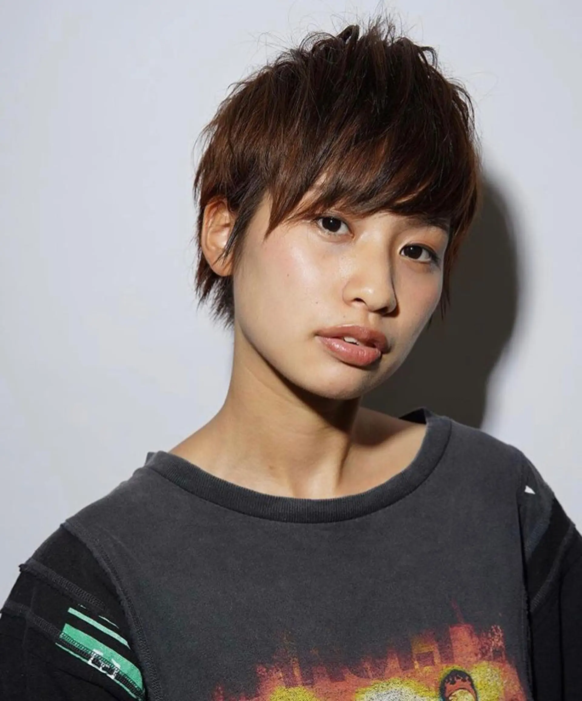 ショート BELLA阿部野 TOMOMIのヘアスタイル