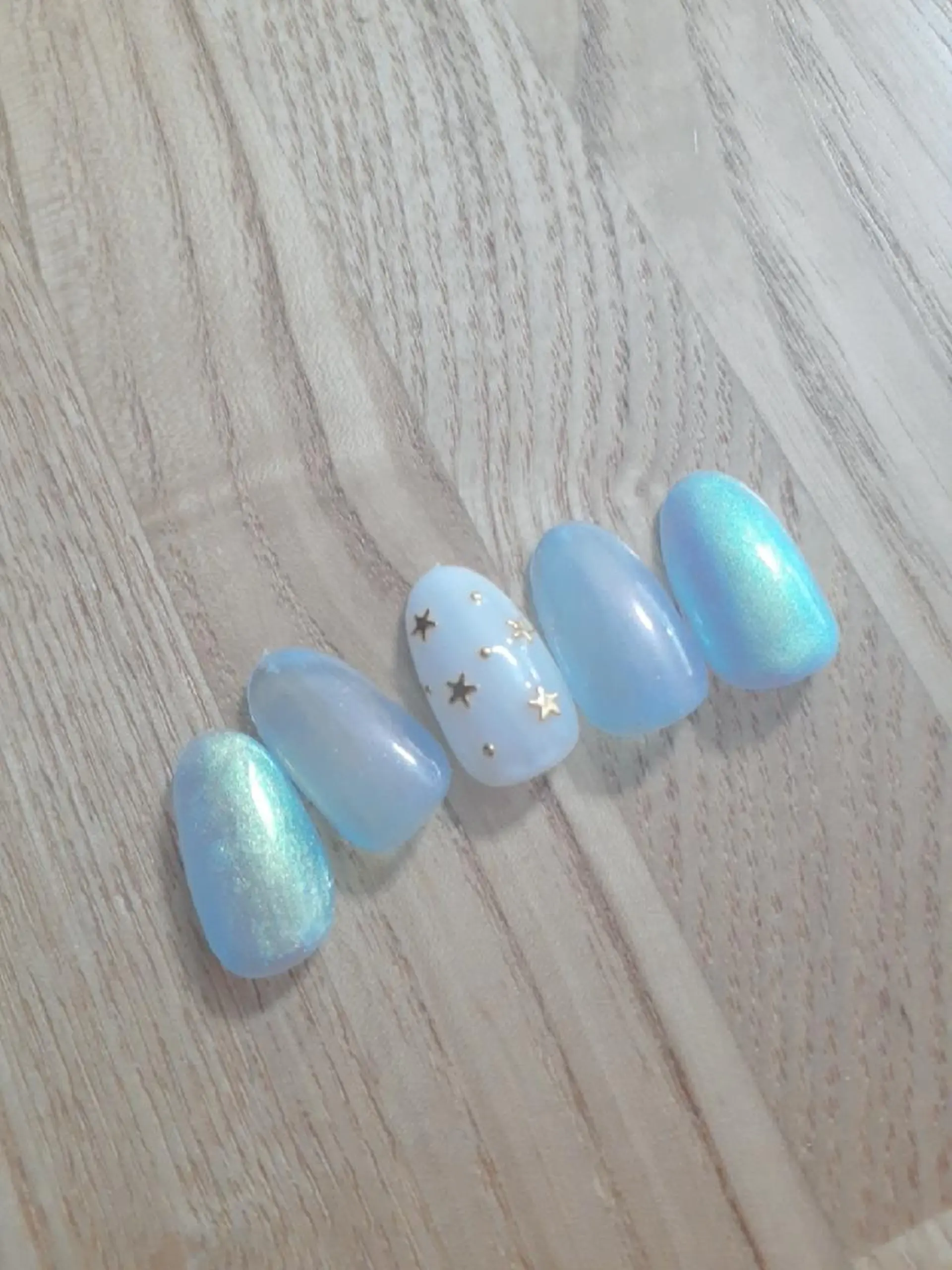 ネイル 鈴木 憂維のネイルデザイン