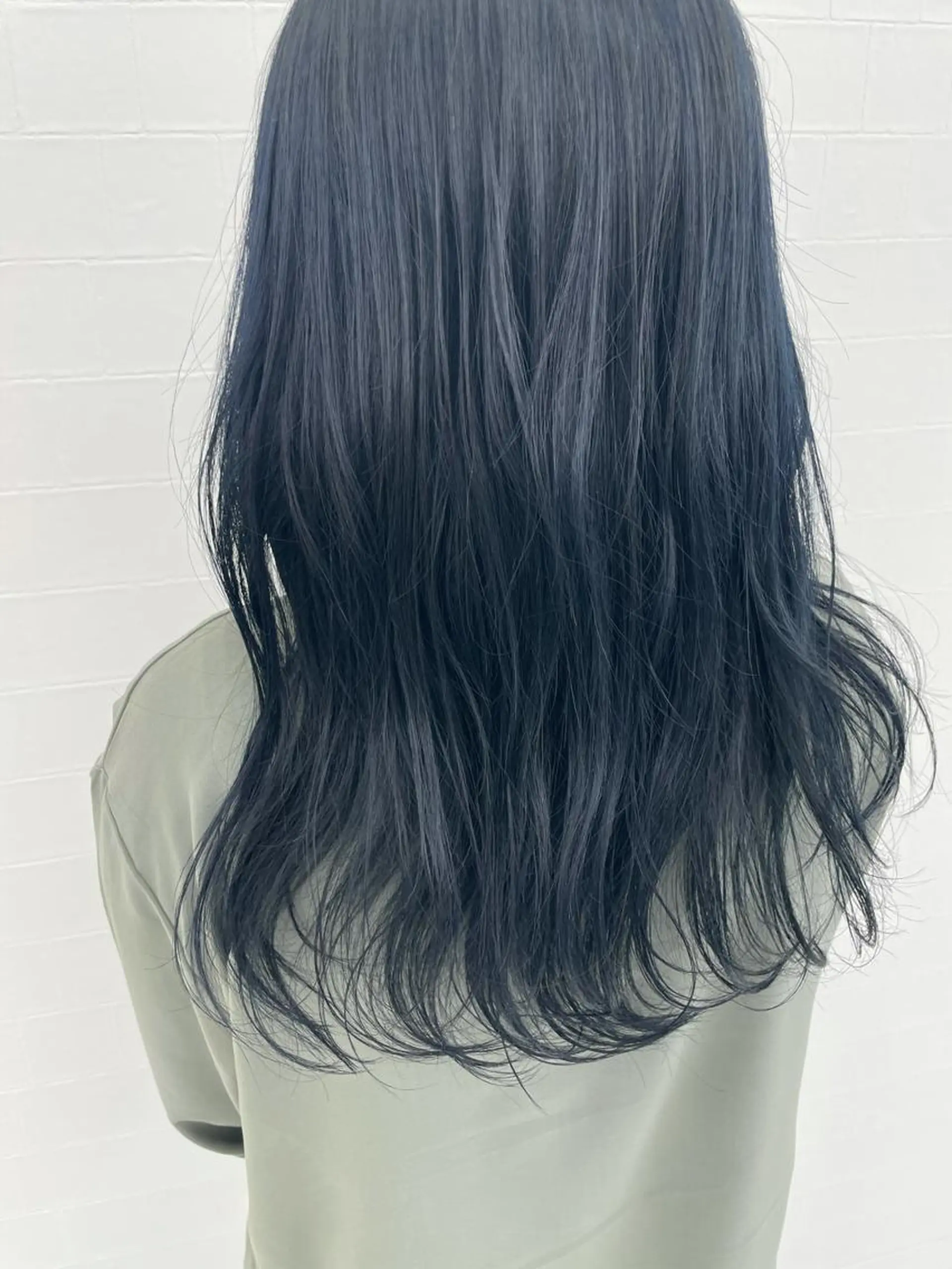 ロング カラー ヘアアレンジ 透明感カラー ネイビーカラー カット ヘアカラー トリートメント shigeru cut club 神田久志本店＆lag所属・田島 仁美のヘアスタイル