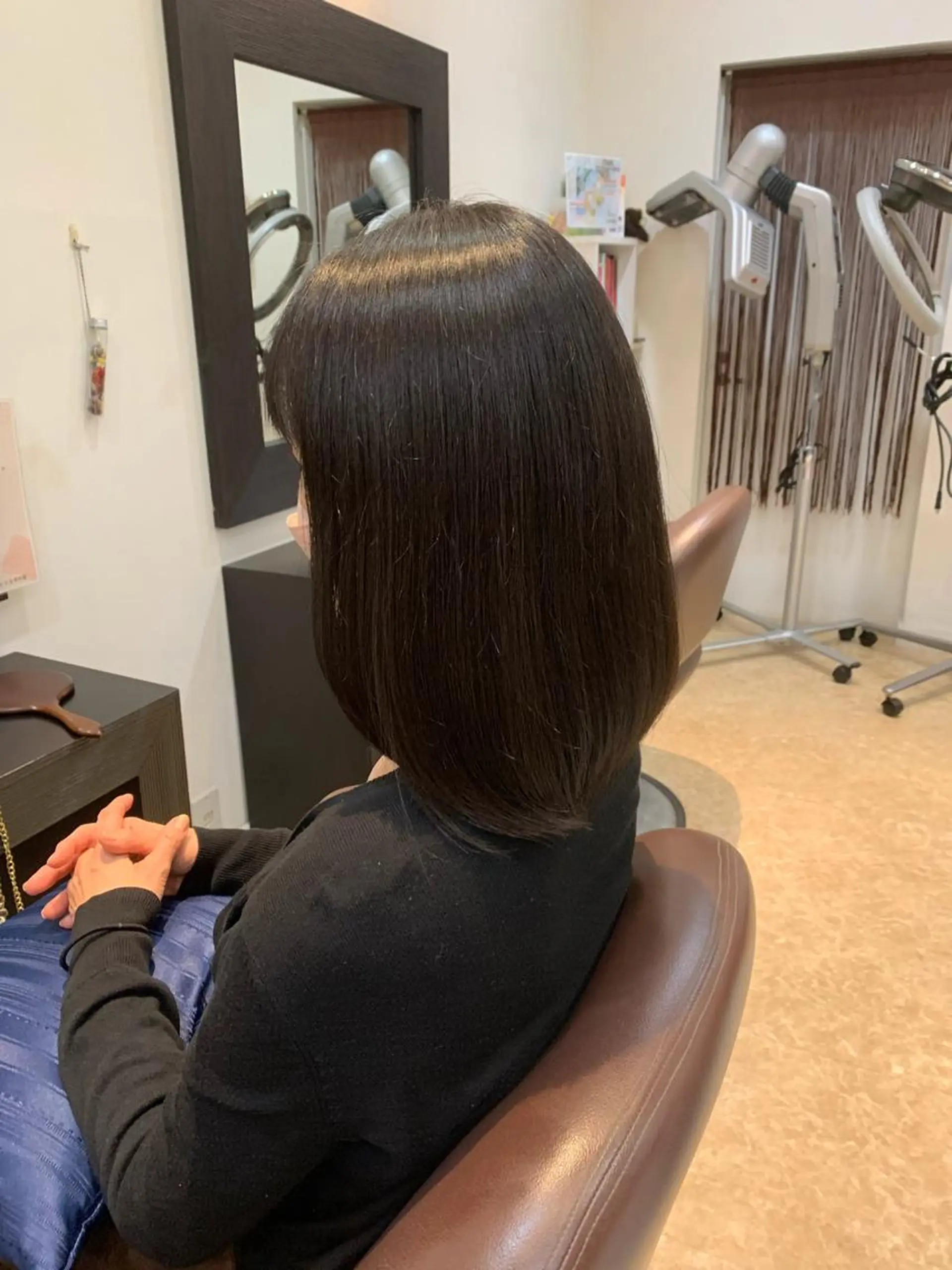 ミディアム 保井 実奈美のヘアスタイル