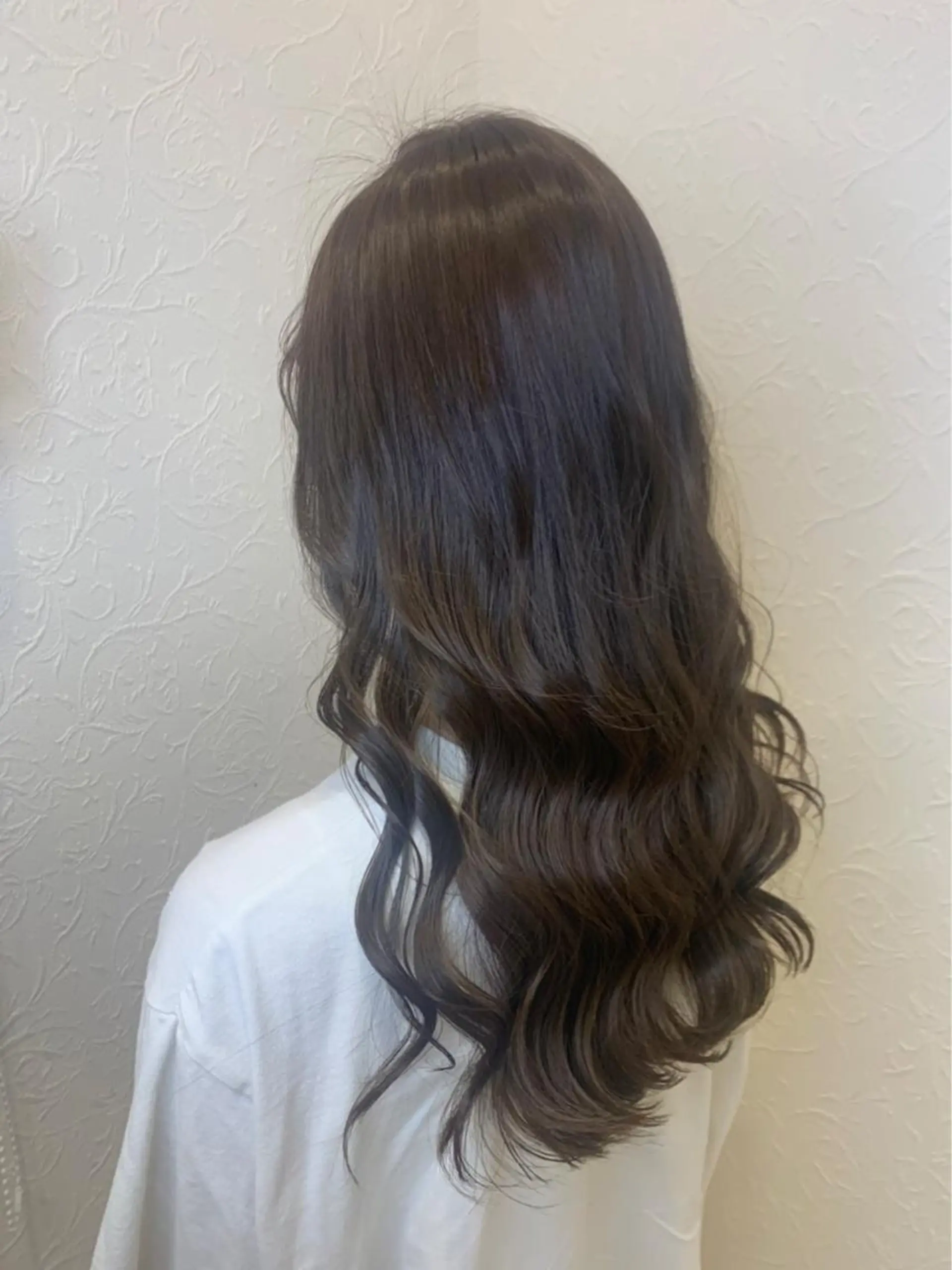 セミロング カラー 六反 仁哉のヘアスタイル