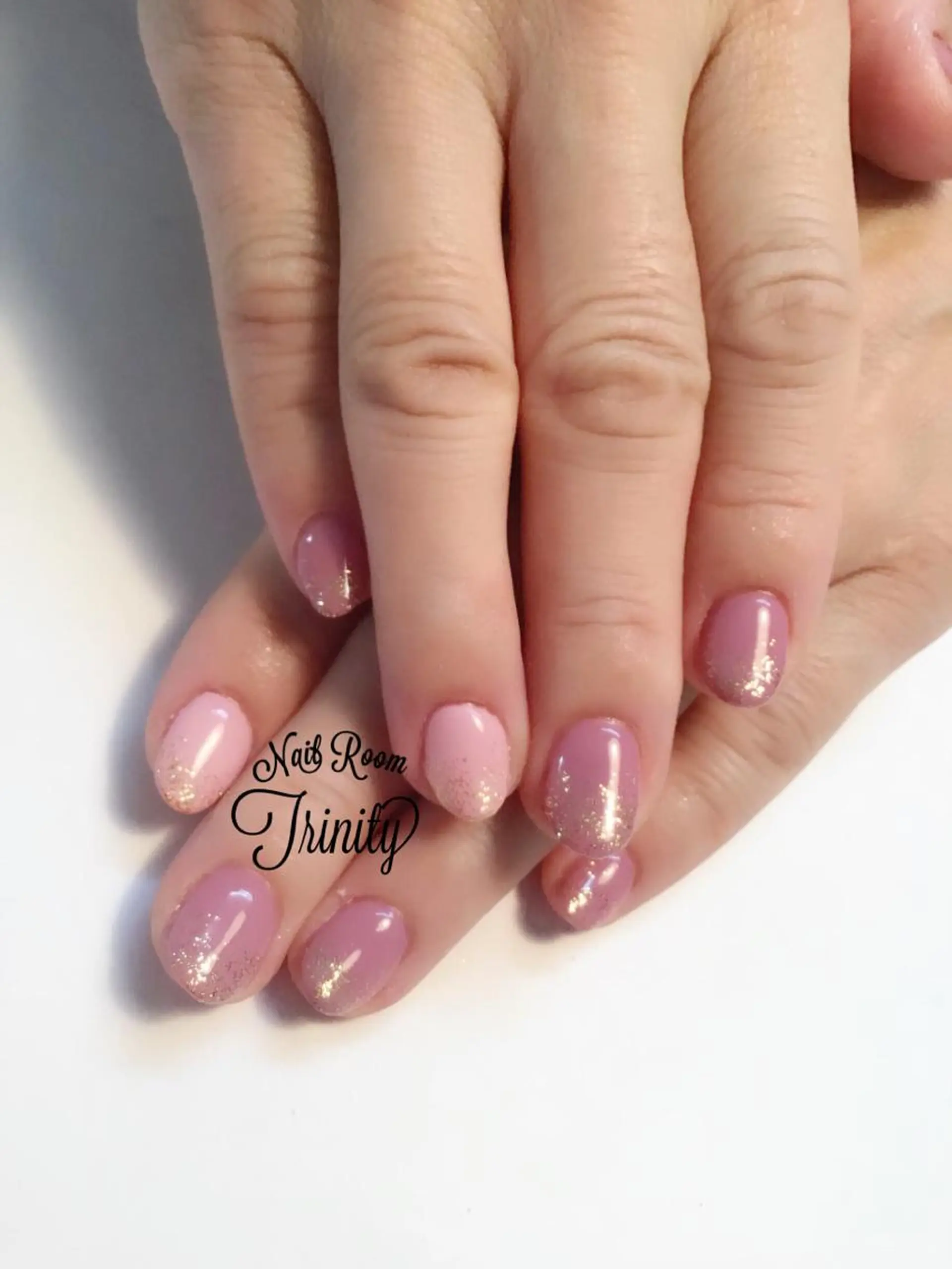 ネイル Trinity staffのネイルデザイン