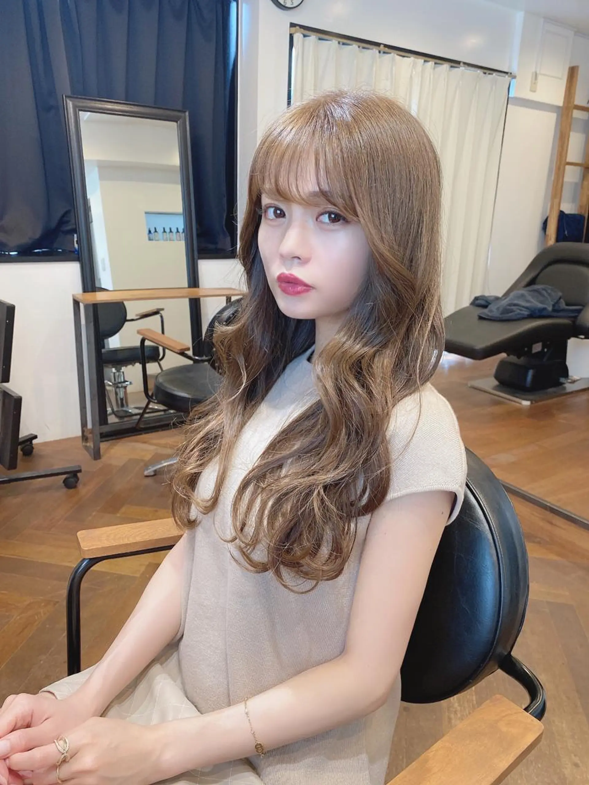 ロング カラー カット ヘアカラー トリートメント 顔まわりカット✨艶髪 ✨髪質改善✨伴響佳のヘアスタイル