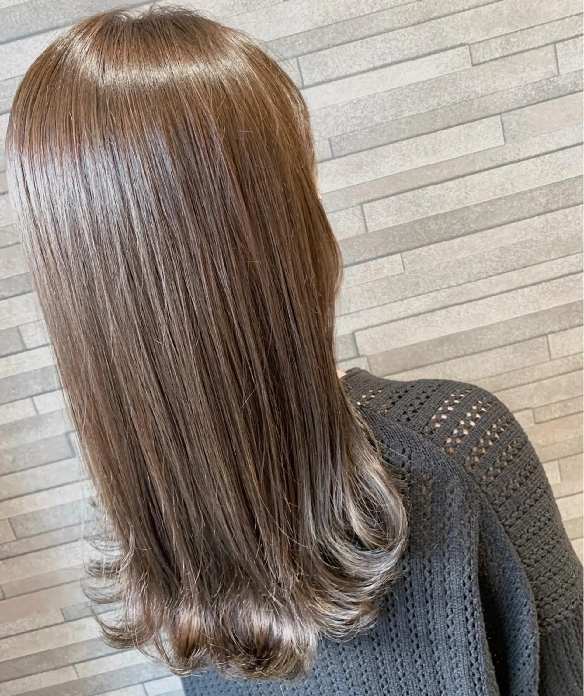 セミロング カラー グレージュ Gain Nanamiのエステ・リラクイメージ