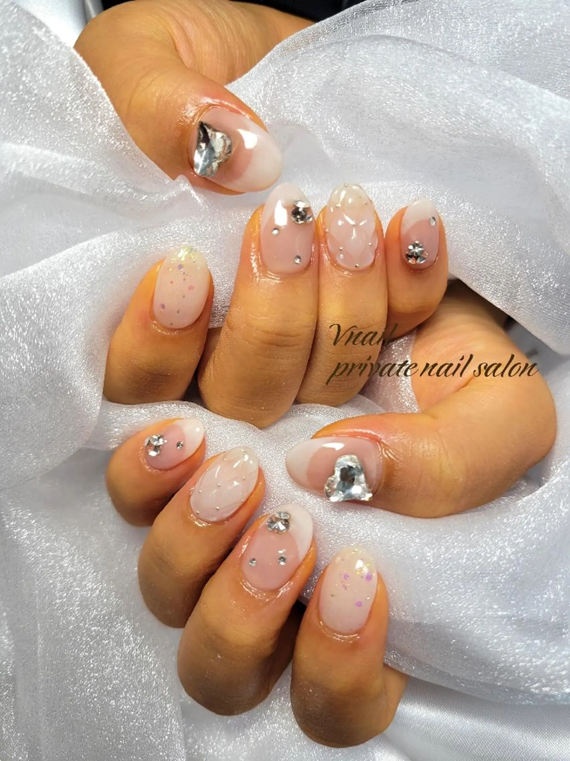 ネイル V. nailのネイルデザイン