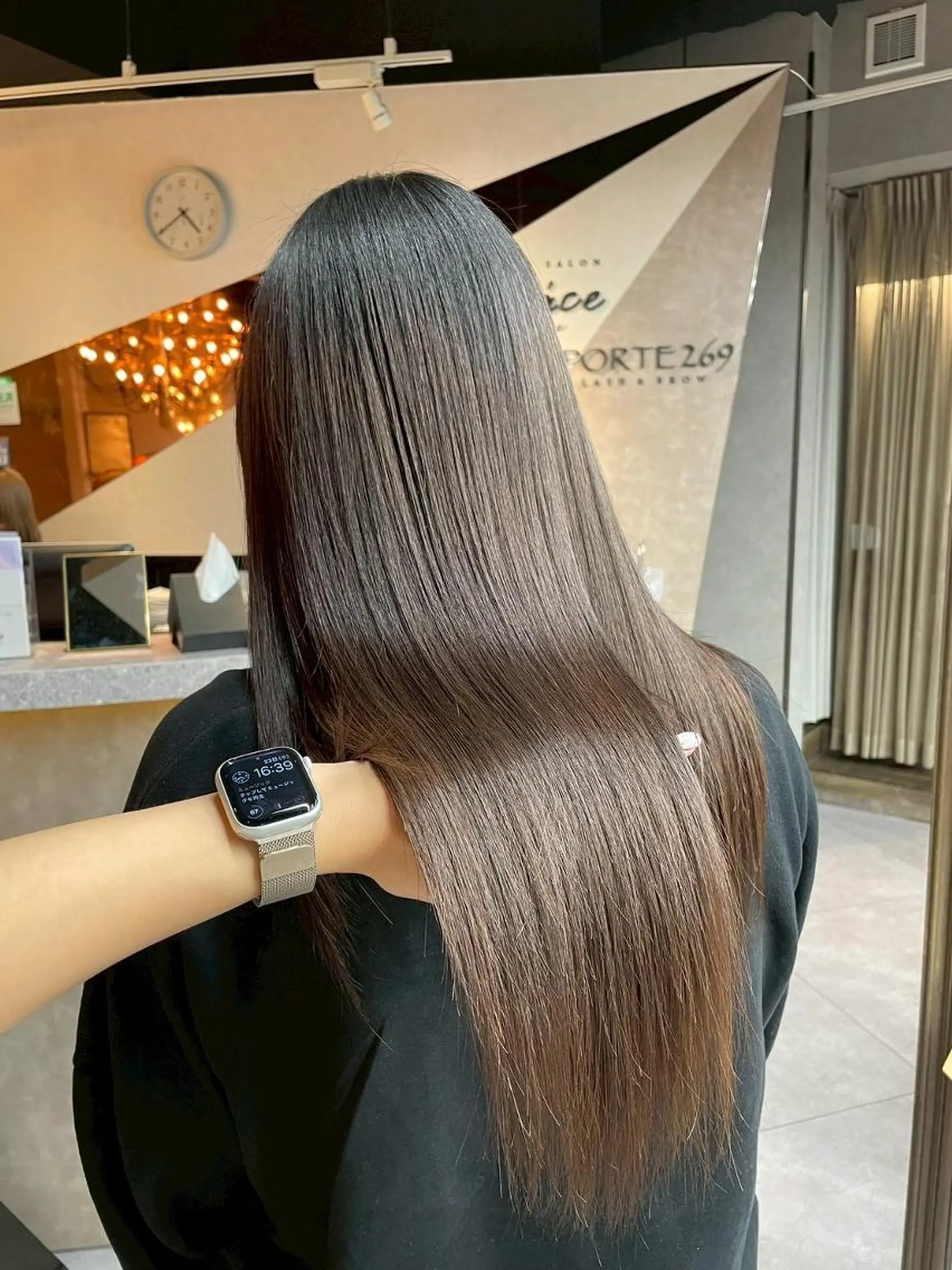 ロング MARLE 布施店のヘアスタイル