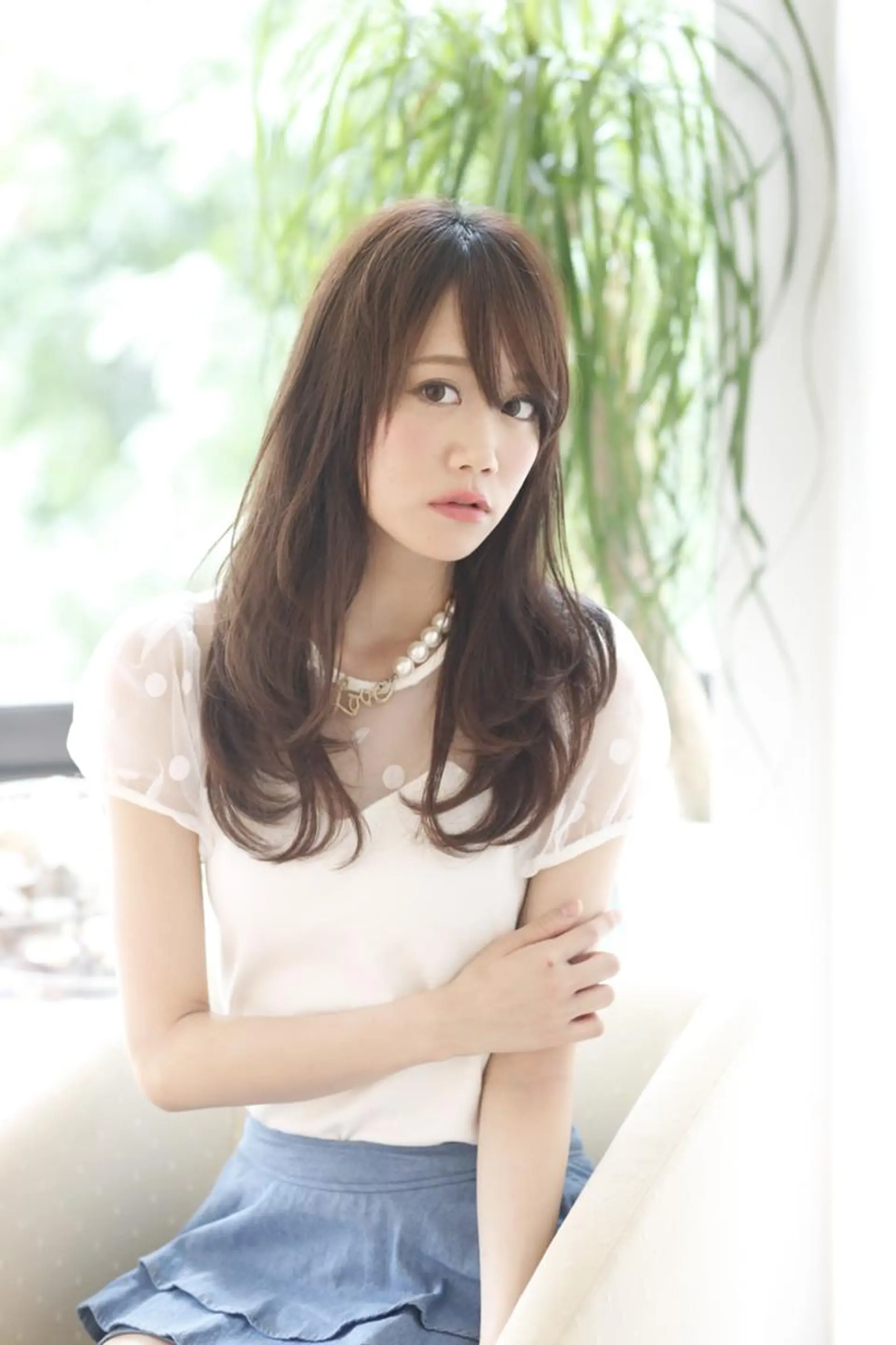 セミロング セミロングパーマ 顔周りカット レイヤーカット 小顔カット ひがし　まさし JYUNESU副代表のヘアスタイル