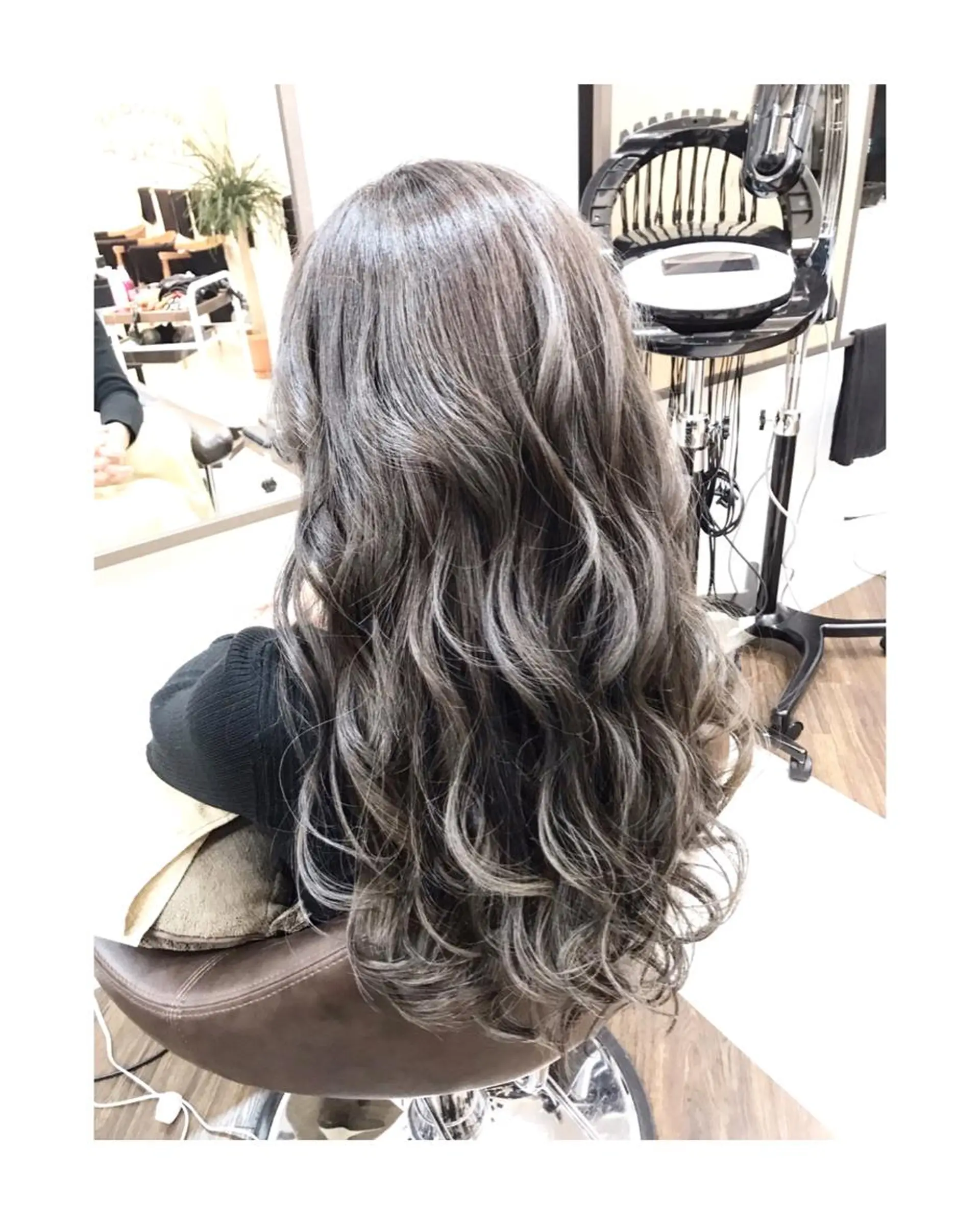 ロング カラー パーマ ヘアアレンジ ハイライトカラー 外国人風カラー ハイライト APSEE メンズカラー特化のヘアスタイル