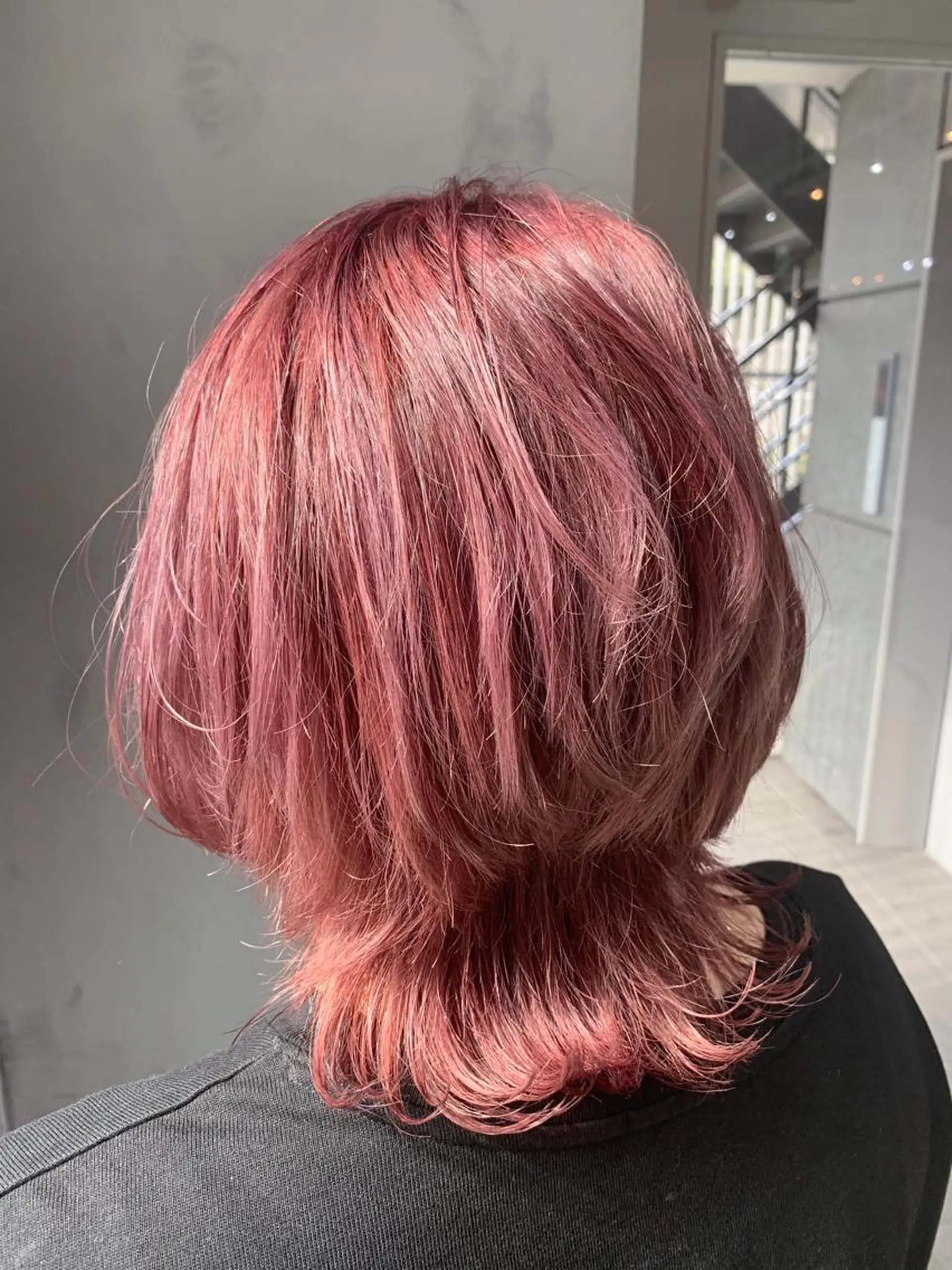 ショート カラー ピンクカラー レイヤー/髪質改善/ ブリーチ/コタケのヘアスタイル