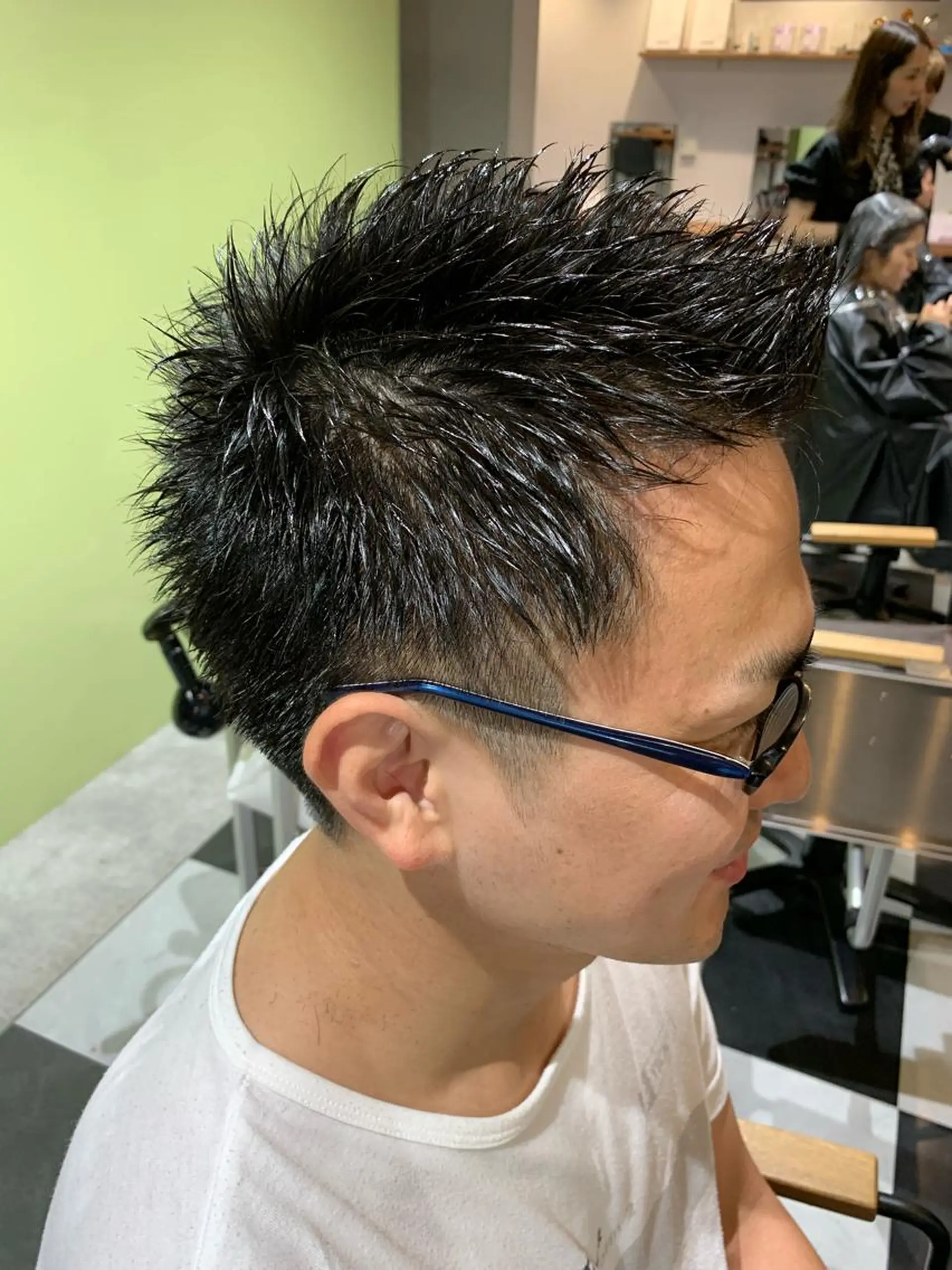 ショート 坪井 彰吾のヘアスタイル