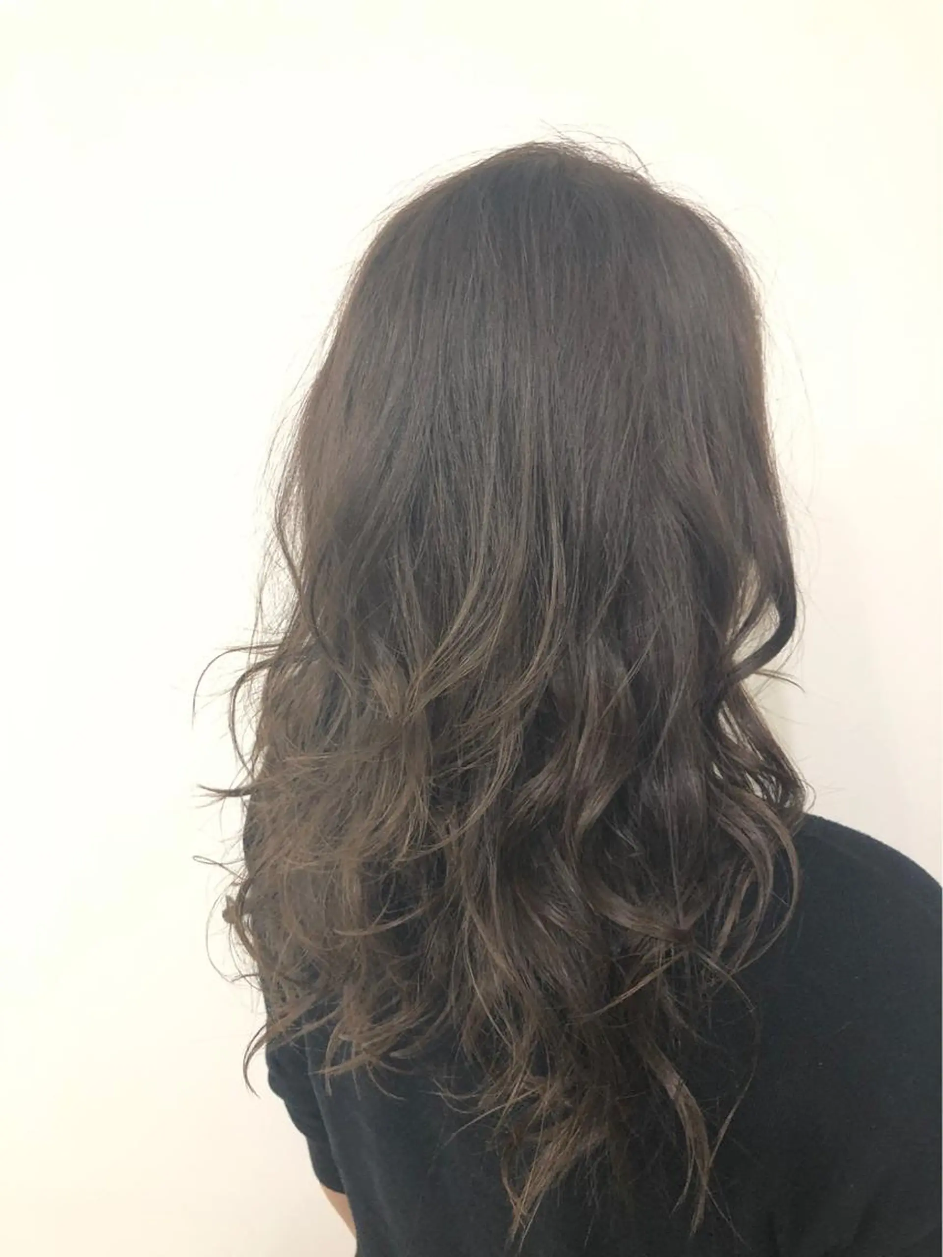 セミロング カラー ブリーチ ブリーチなしカラー 相武台ショート特化 💐川崎希💐のヘアスタイル
