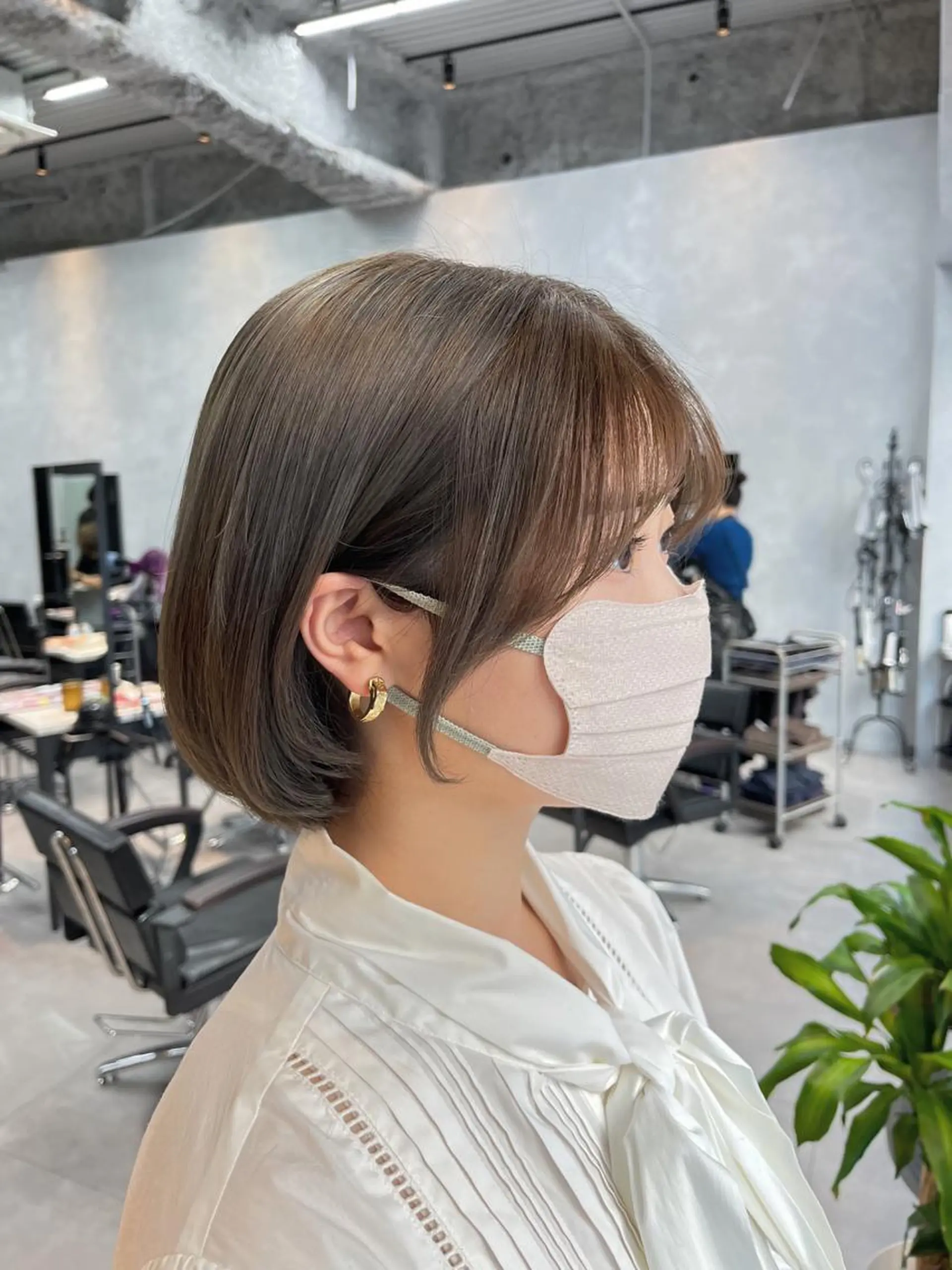 ショート ヘアカラー トリートメント 🦩レイヤー|透明感 カラー🦩makoのヘアスタイル