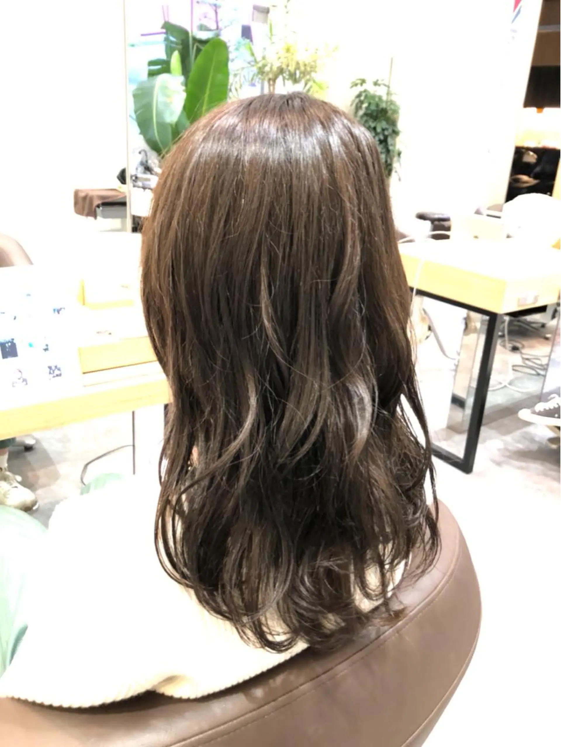 セミロング 似合わせカットカラー 望月一生のヘアスタイル