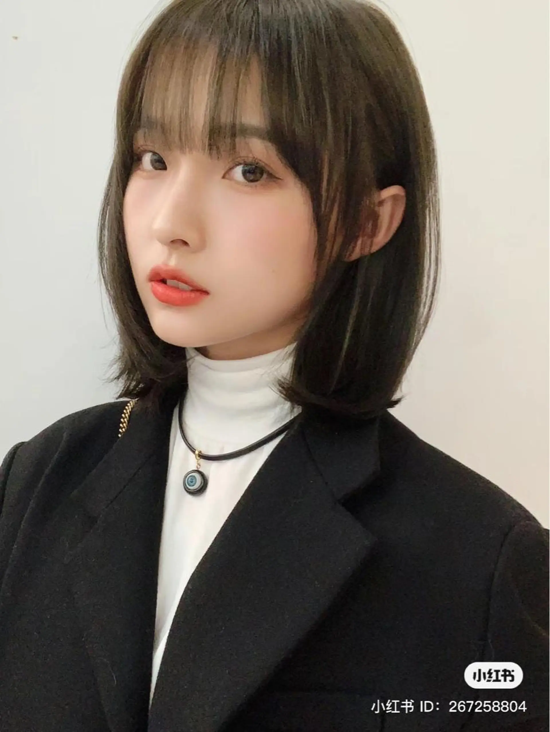 ミディアム カラー ベージュカラー ブリーチ イヤリングカラー 韓国風カラー ブリーチなしカラー カット ヘアカラー トリートメント 鈴木 一貴のヘアスタイル