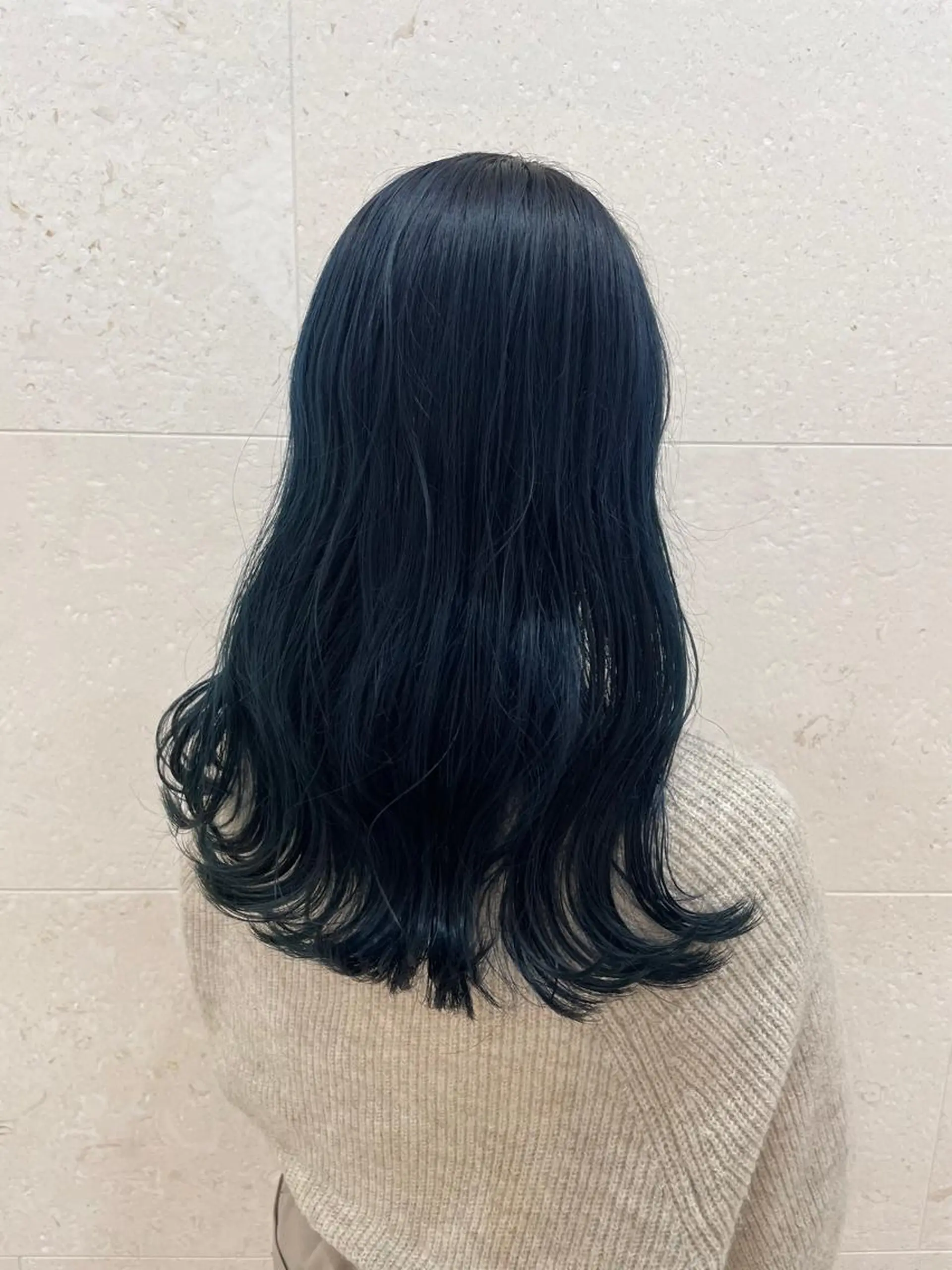 ロング カラー ブルーカラー 斉藤 貴也のヘアスタイル