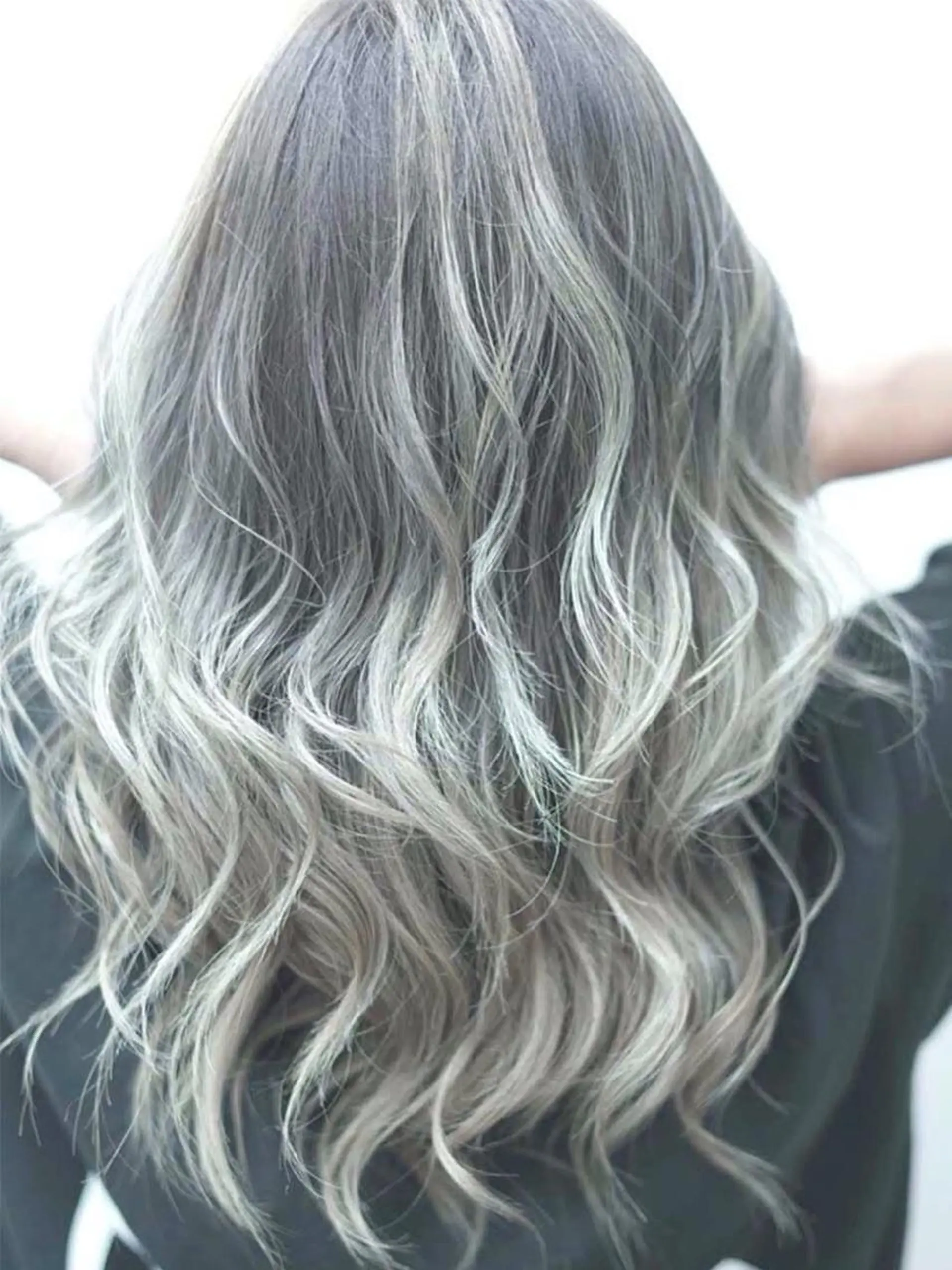 ロング Crystal 船橋のヘアスタイル