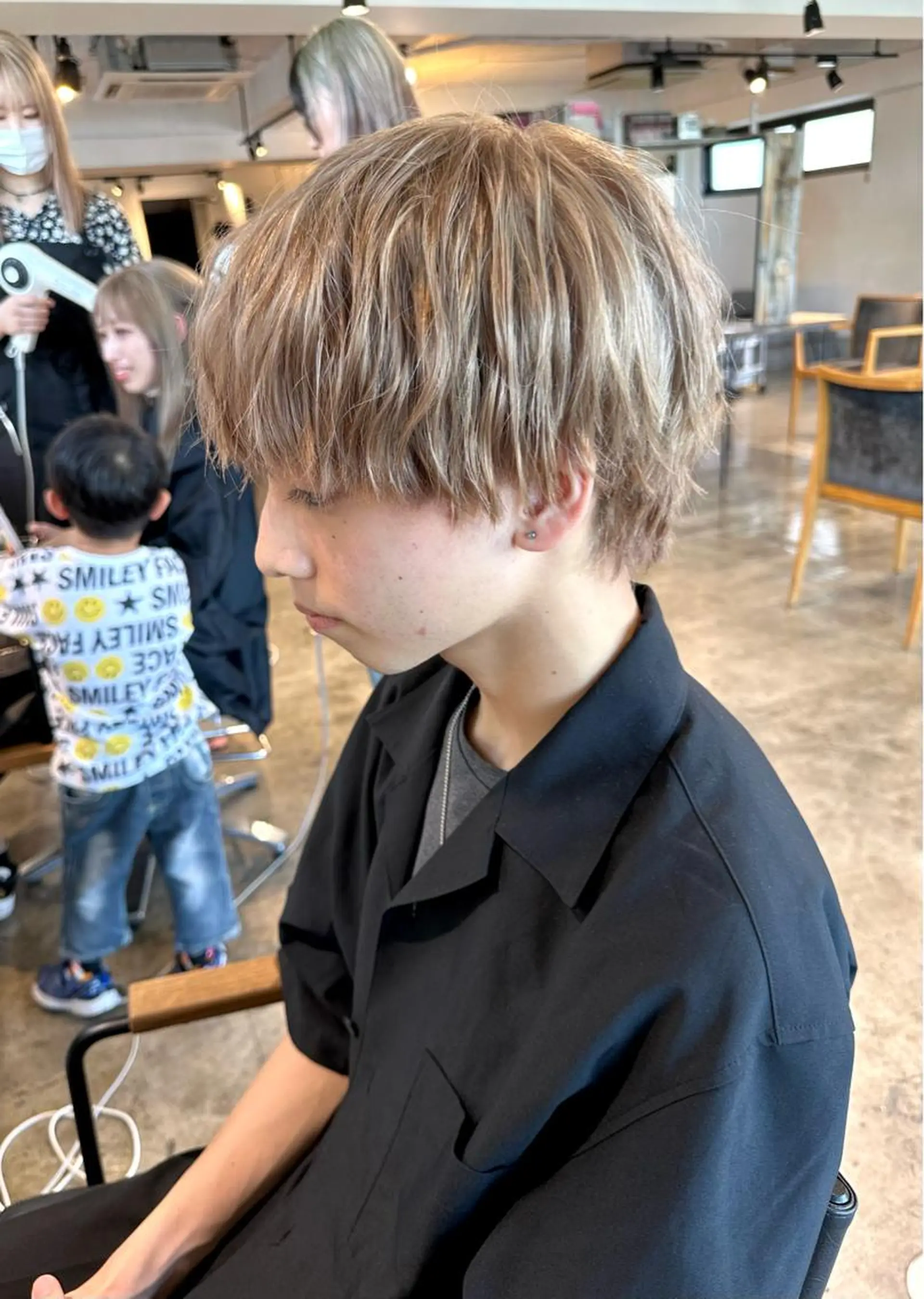 メンズ メンズブリーチ メンズパーマ メンズツイストパーマ 波巻きパーマ ツイストパーマ カット ヘアカラー トリートメント 骨格補正施術/メンズ 専門美容師/YUYAのヘアスタイル