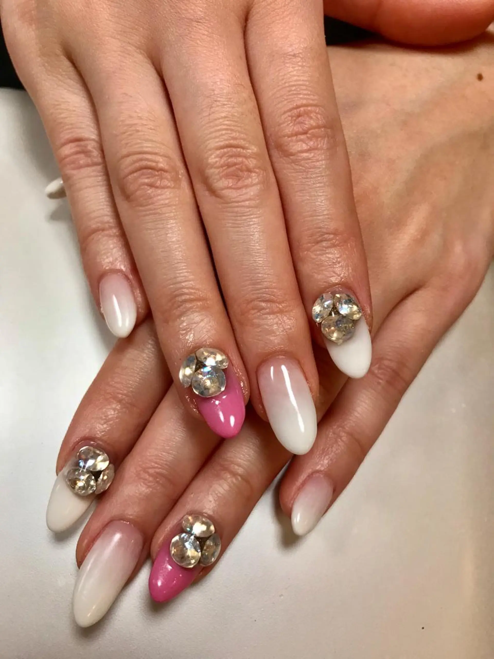 ネイル ♡ビジュール♡ NAIL &まつ毛のマツエク・マツパデザイン