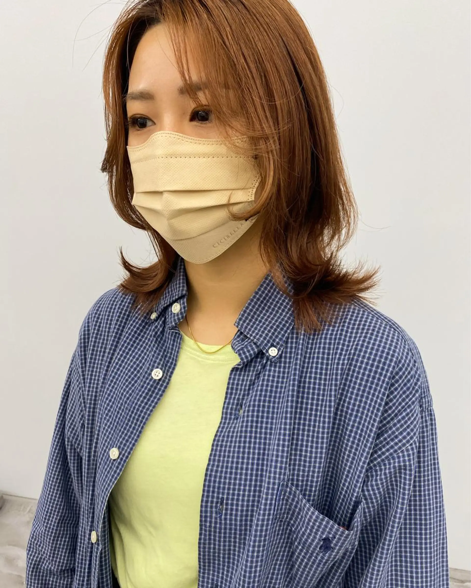 ミディアム カラー 寒河江 友花のヘアスタイル