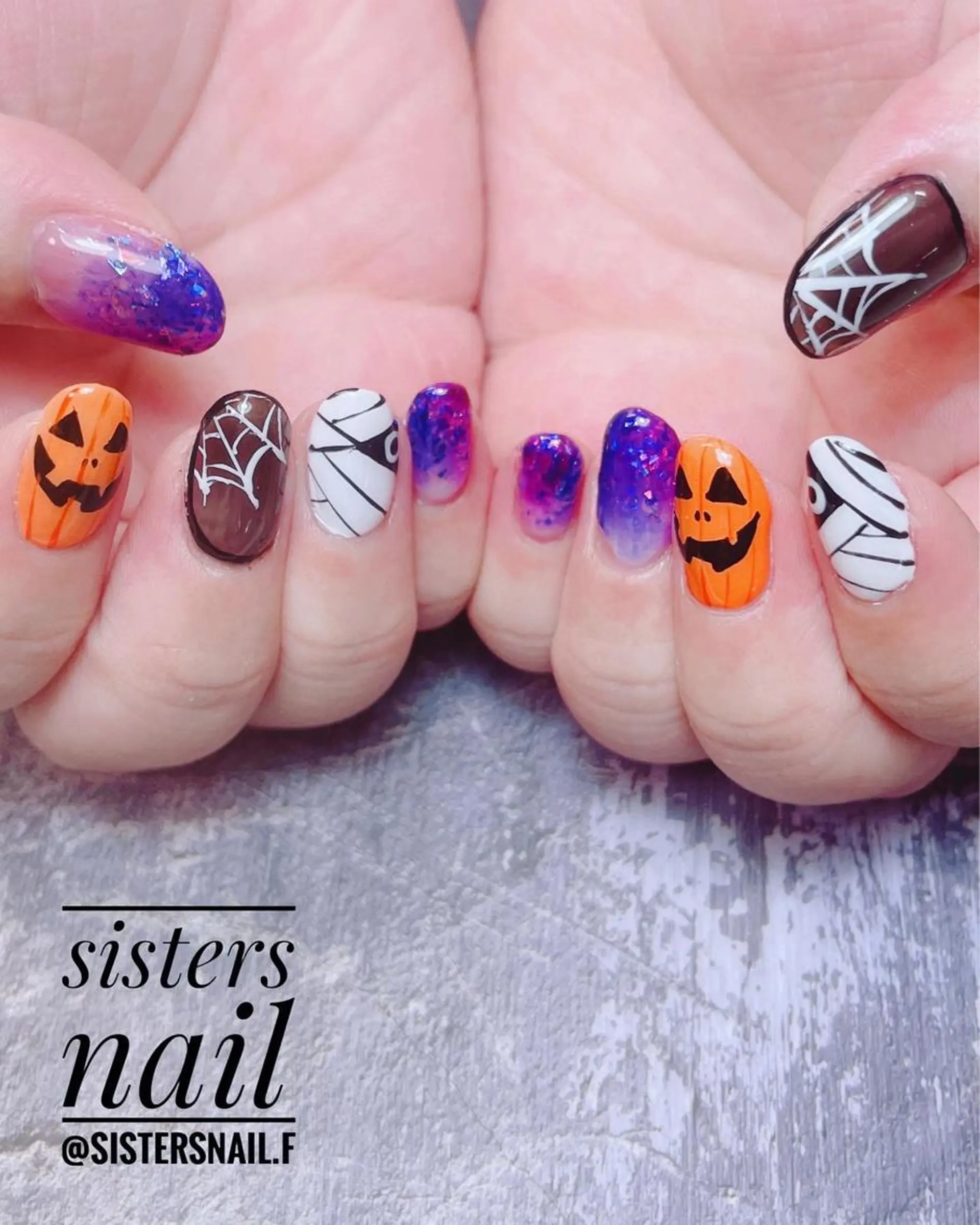 ネイル アートネイル ハロウィン ニュアンスネイル sisters nail.fのネイルデザイン